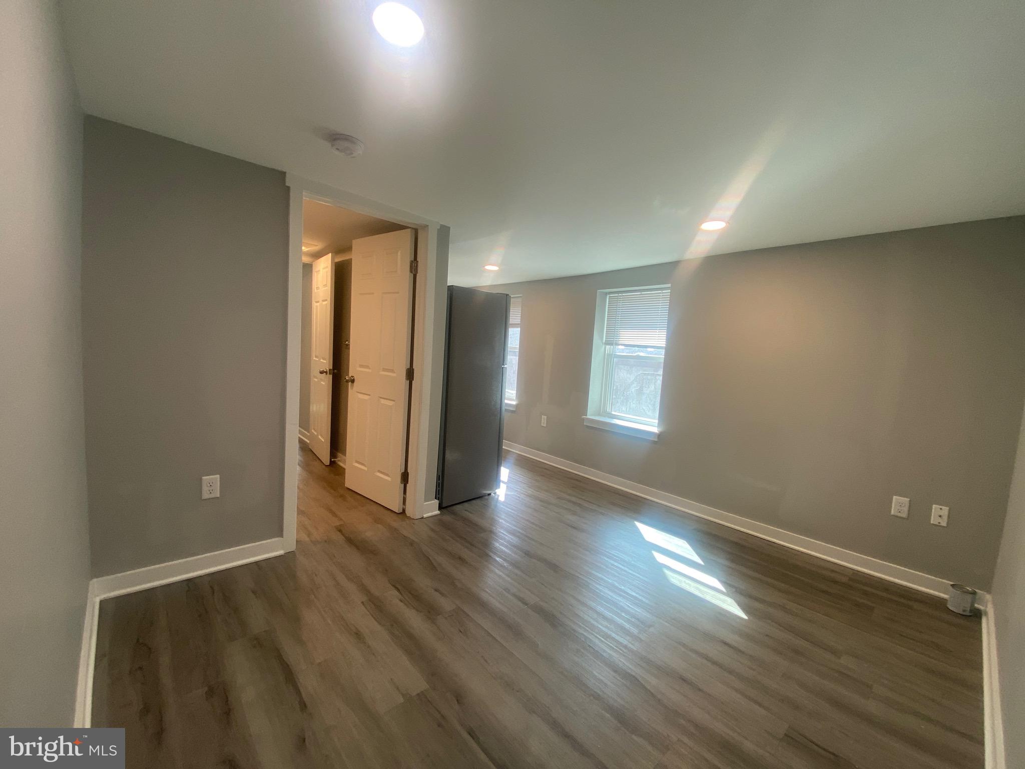 LANCASTER - Residential Lease