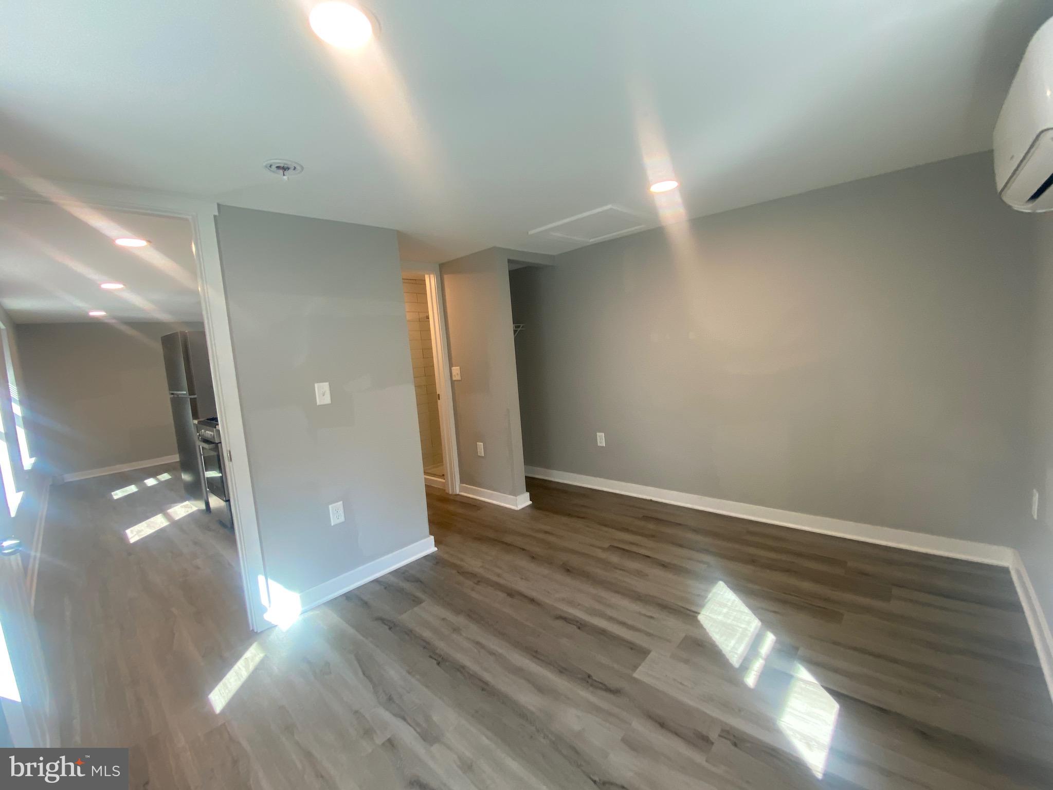 LANCASTER - Residential Lease