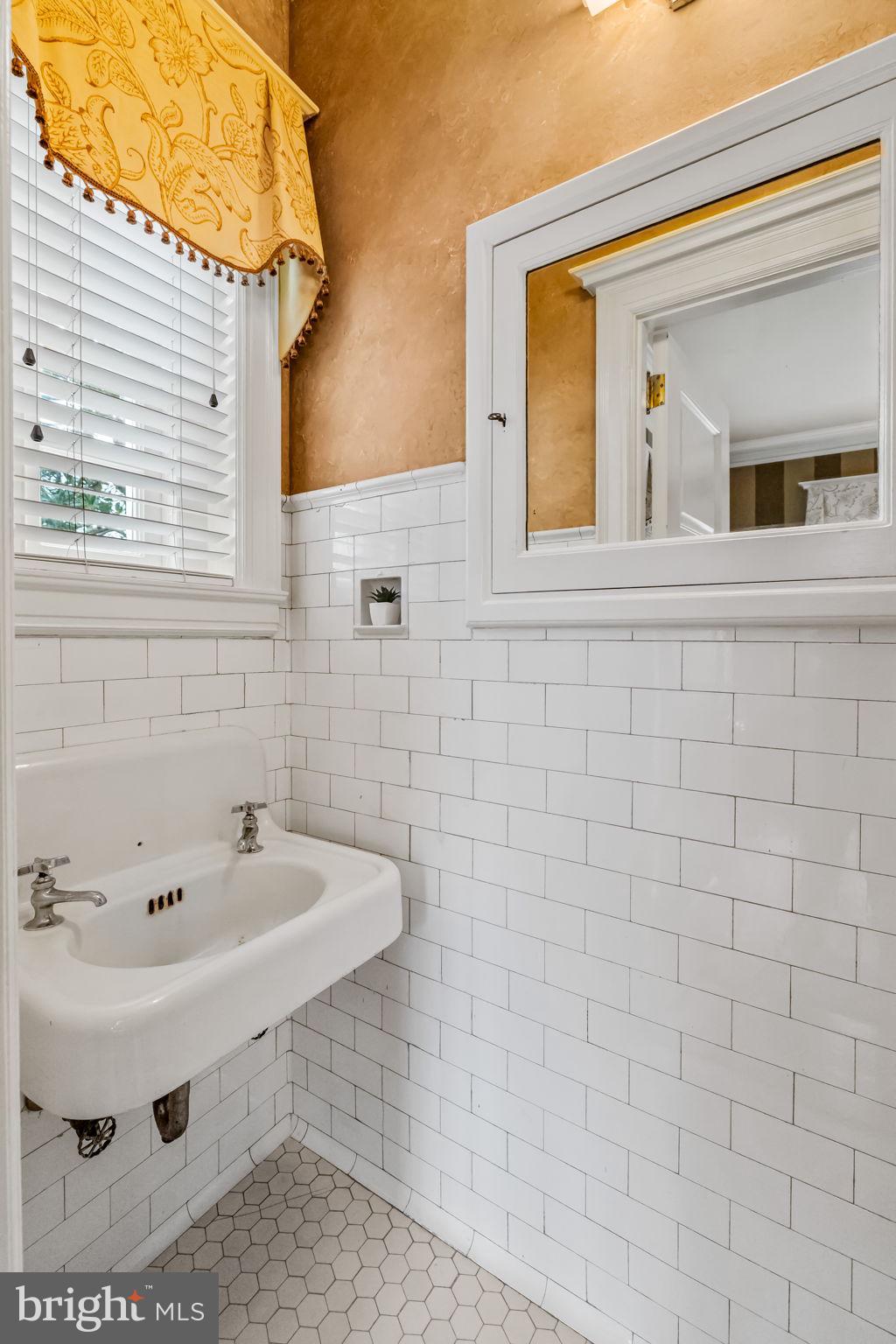 GUILFORD HISTORIC DISTRICT - Residential