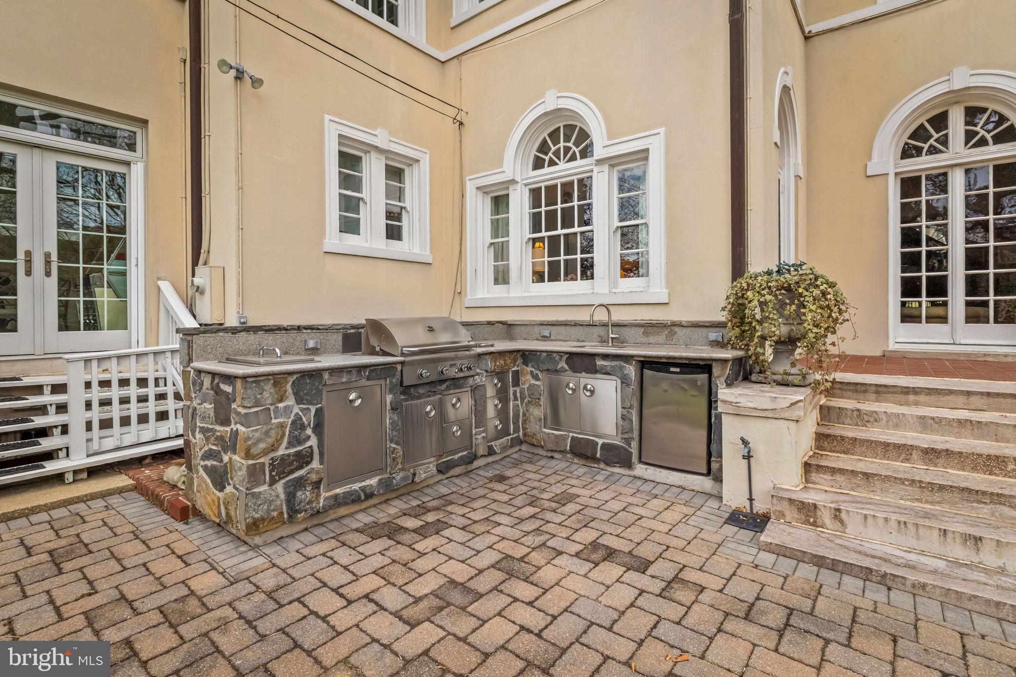 GUILFORD HISTORIC DISTRICT - Residential