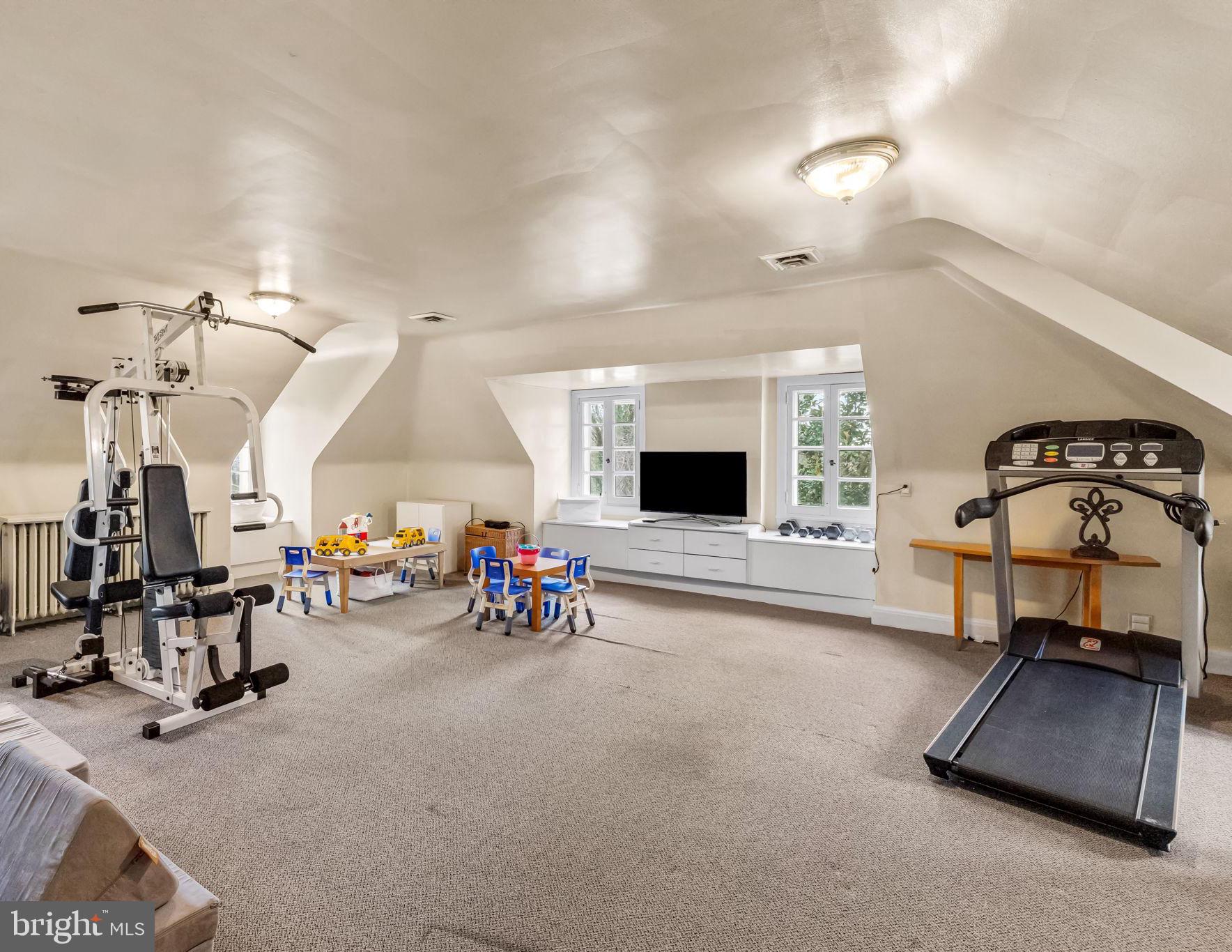 GUILFORD HISTORIC DISTRICT - Residential