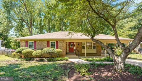 Photo of 12204 Harbor Drive, WOODBRIDGE, VA 22192 (MLS # VAPW2126868)