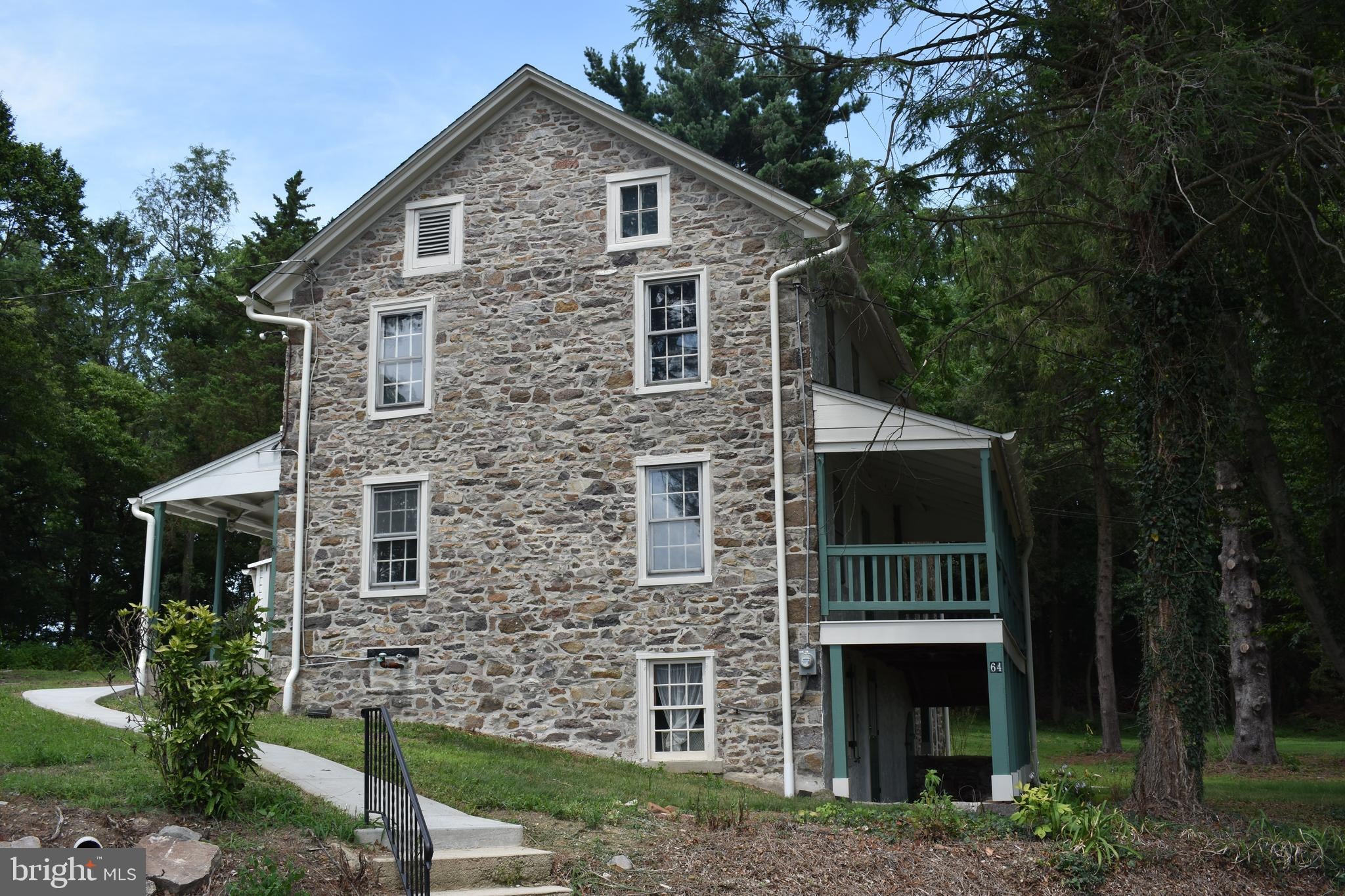 64 FLEETWOOD ROAD