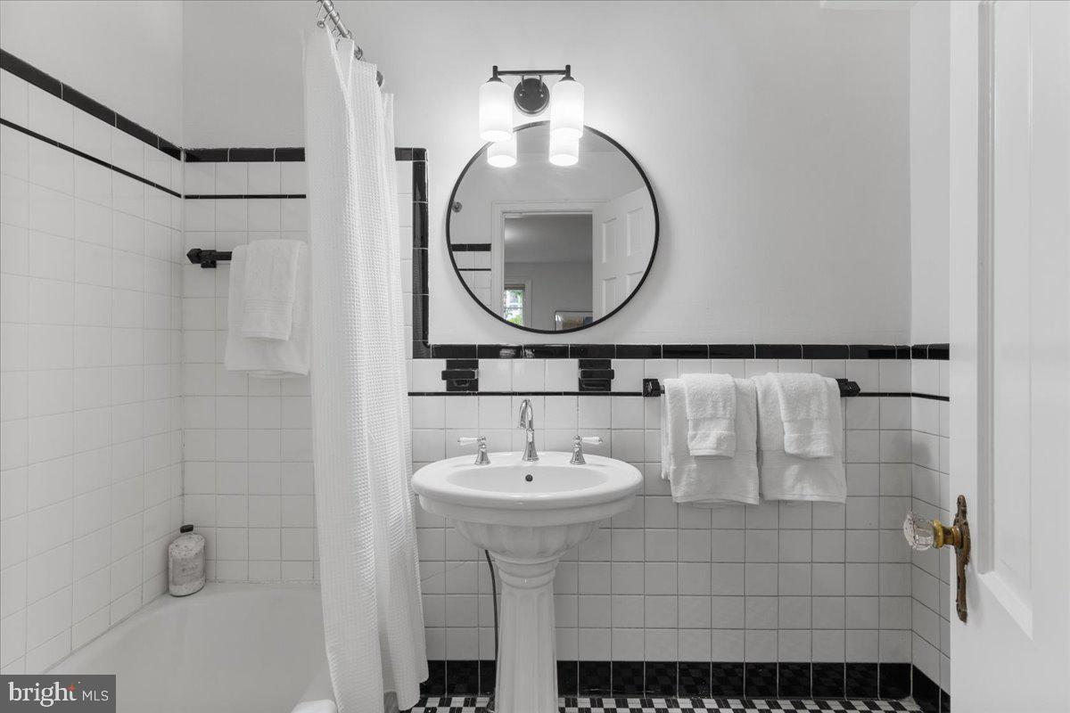 ROCK CREEK HILLS - Residential