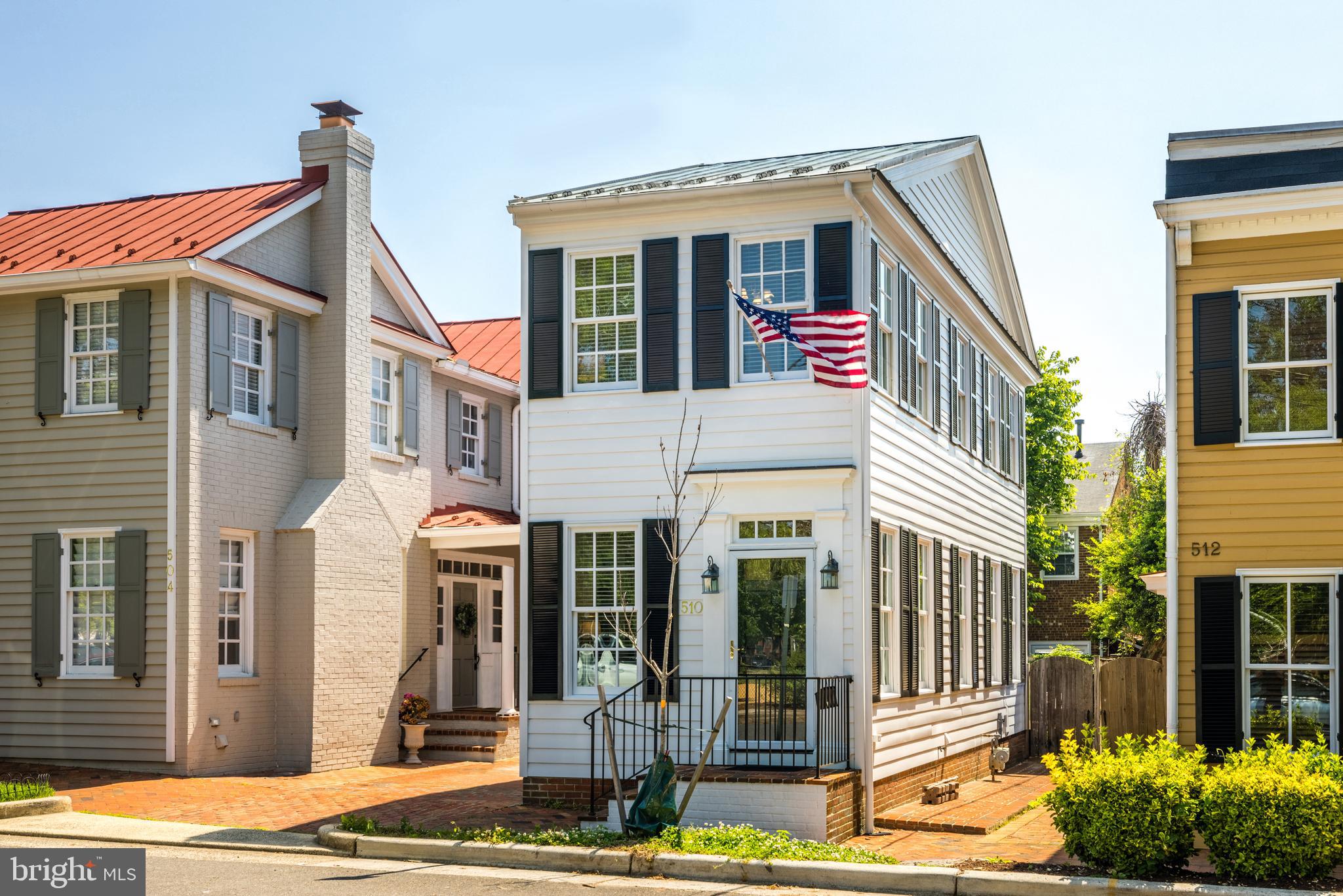 OLD TOWN ALEXANDRIA - Residential