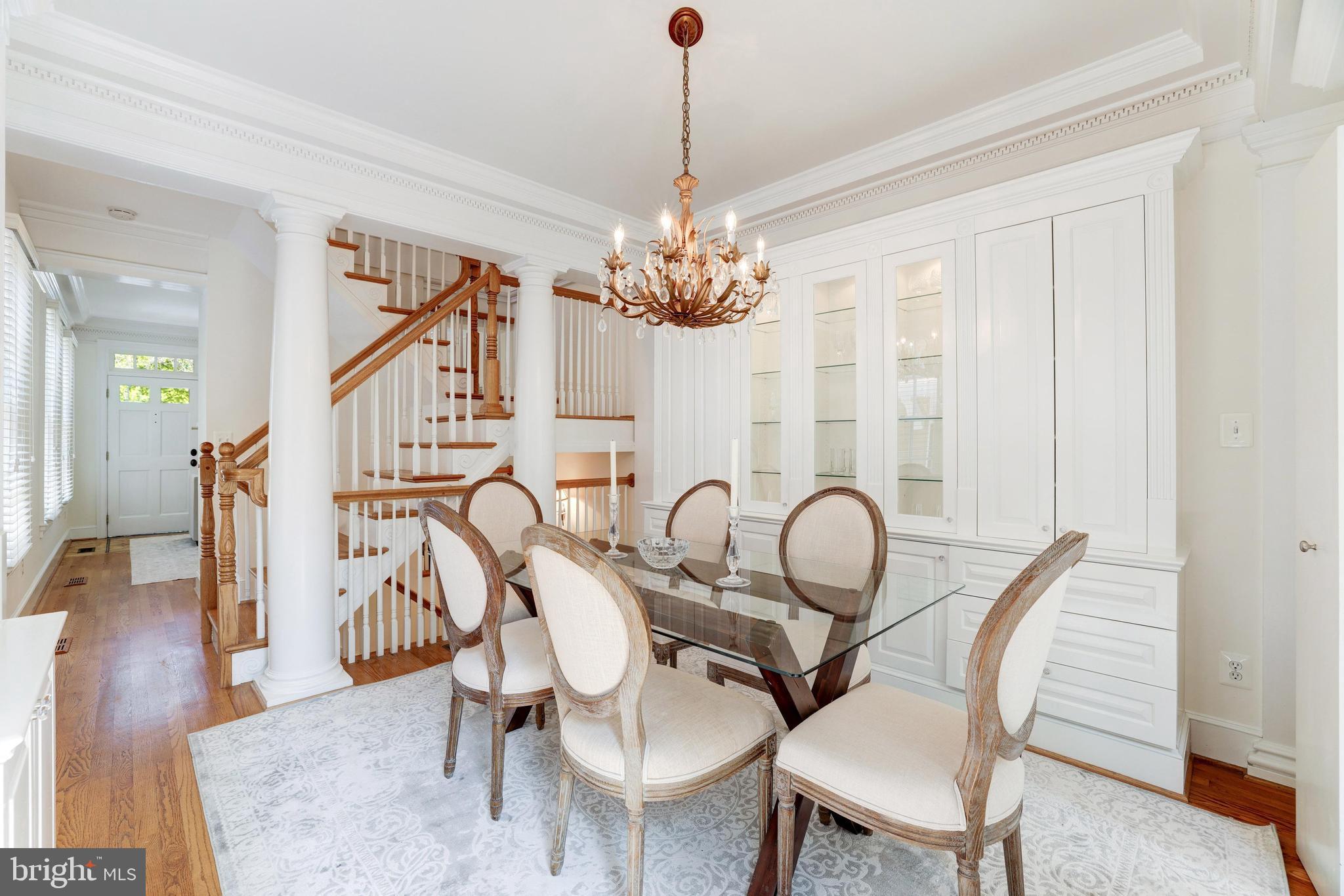 OLD TOWN ALEXANDRIA - Residential