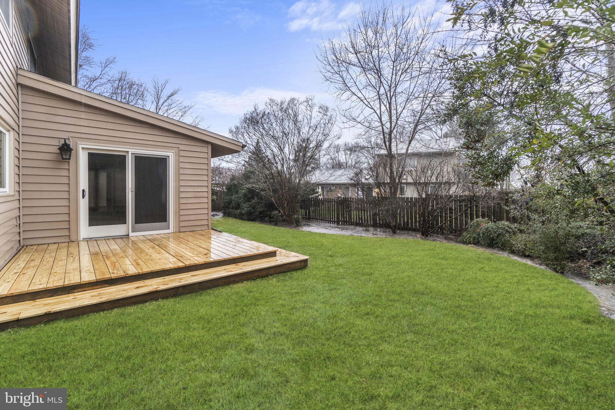 STONEYBROOKE - Residential Lease