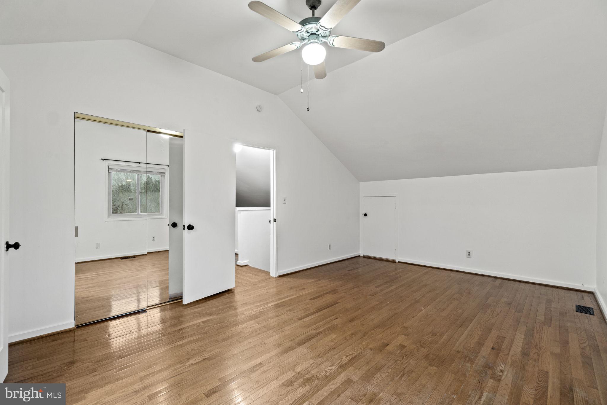 STONEYBROOKE - Residential Lease