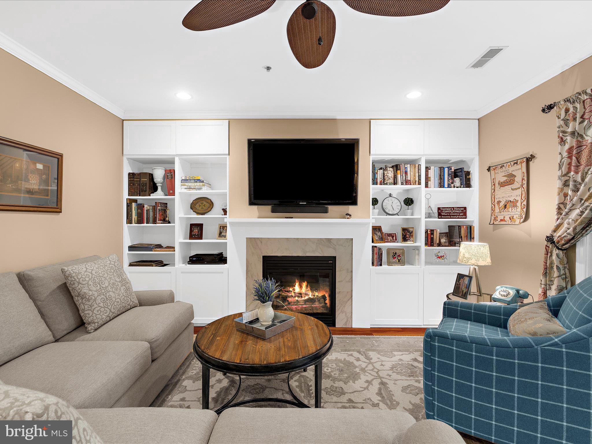 WATERS EDGE - Residential