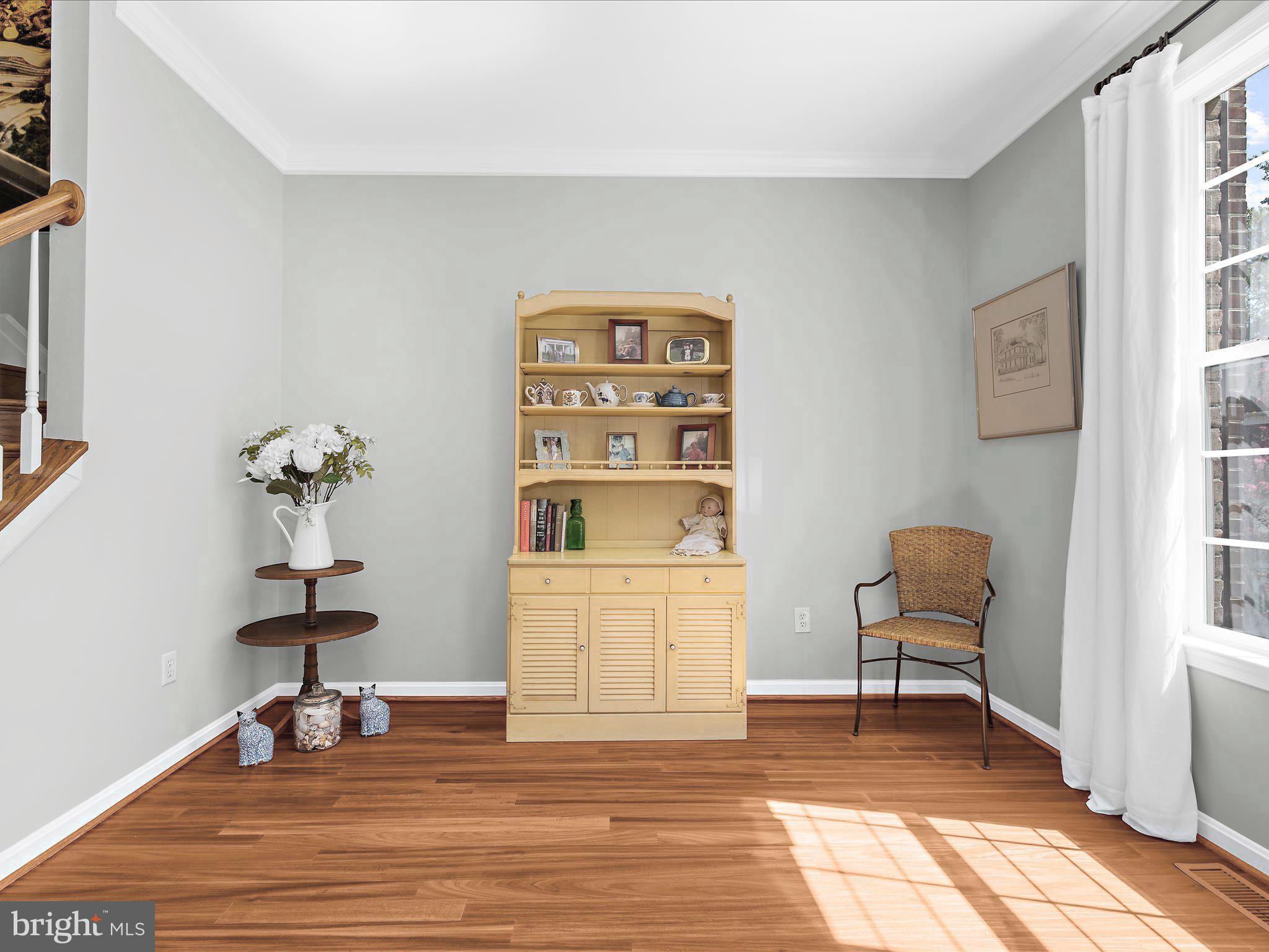 WATERS EDGE - Residential