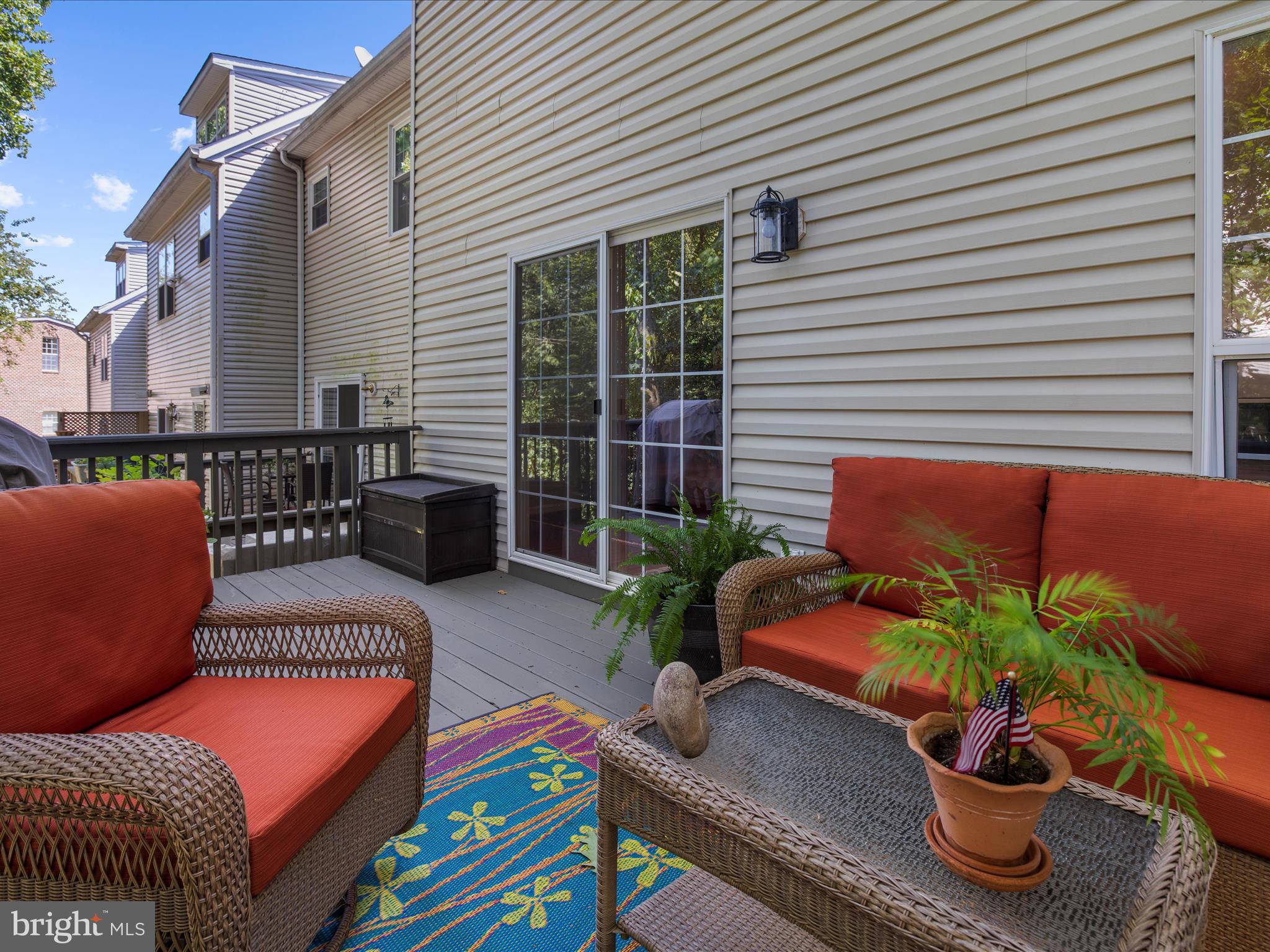 WATERS EDGE - Residential