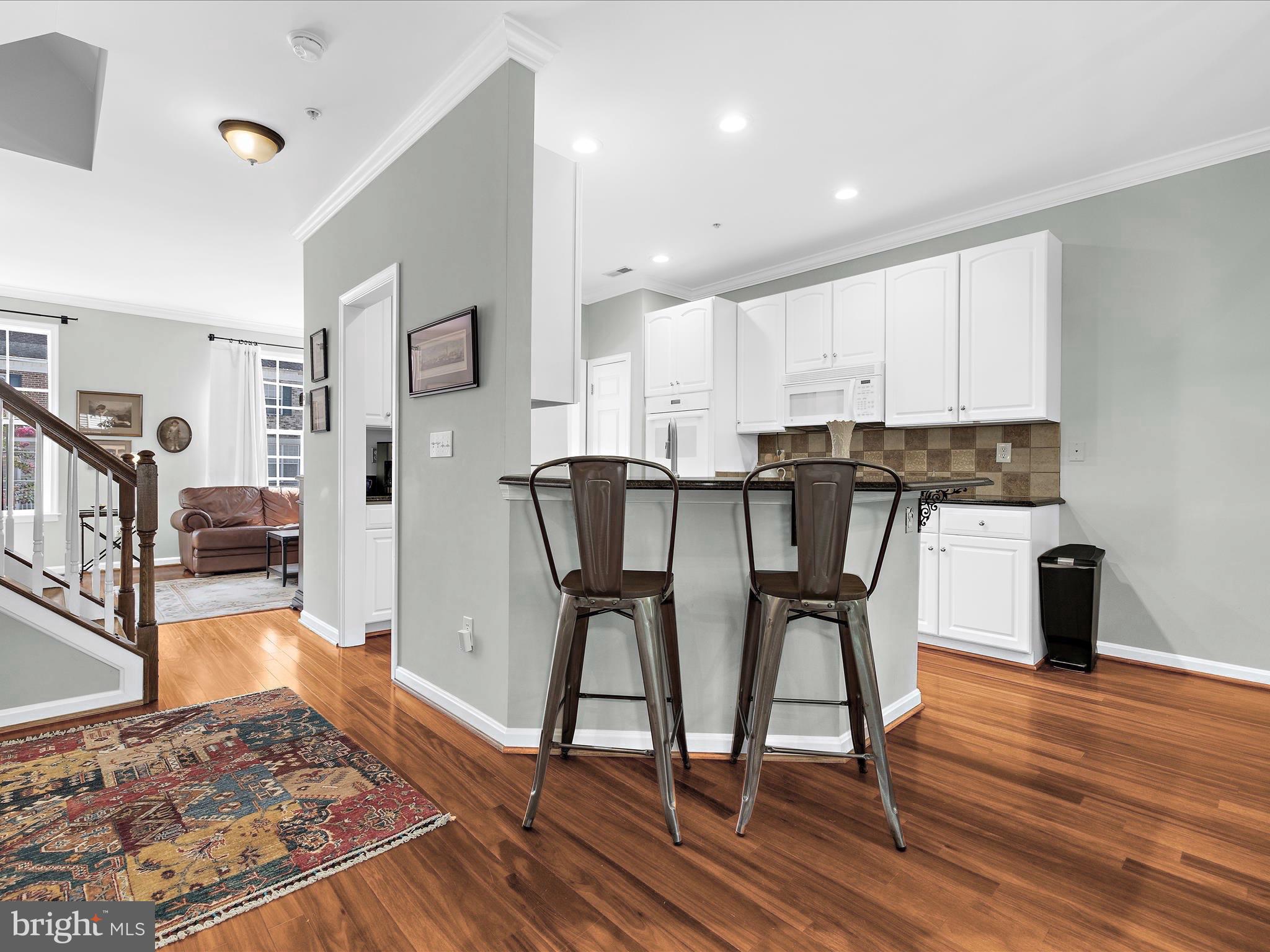 WATERS EDGE - Residential