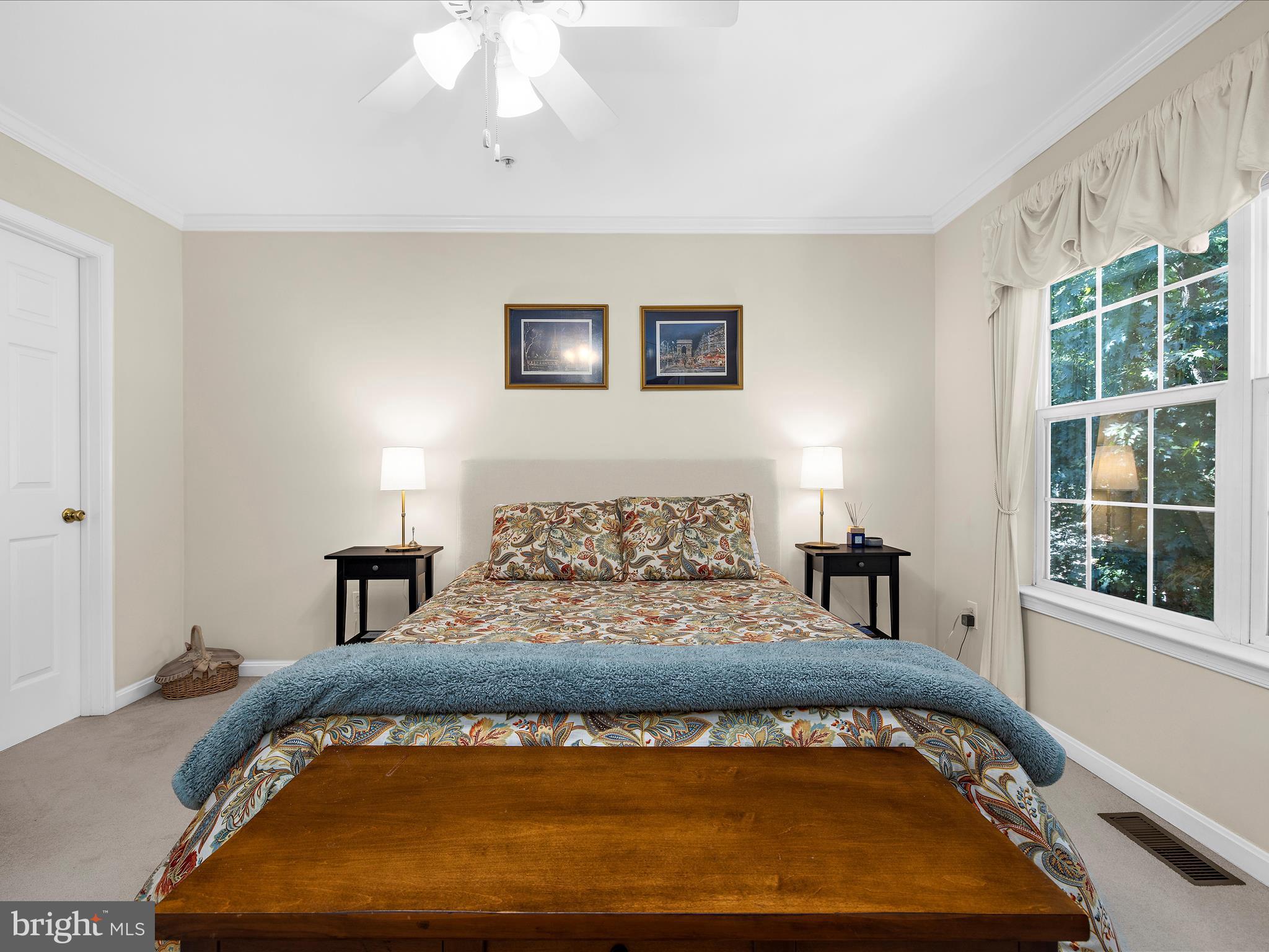 WATERS EDGE - Residential