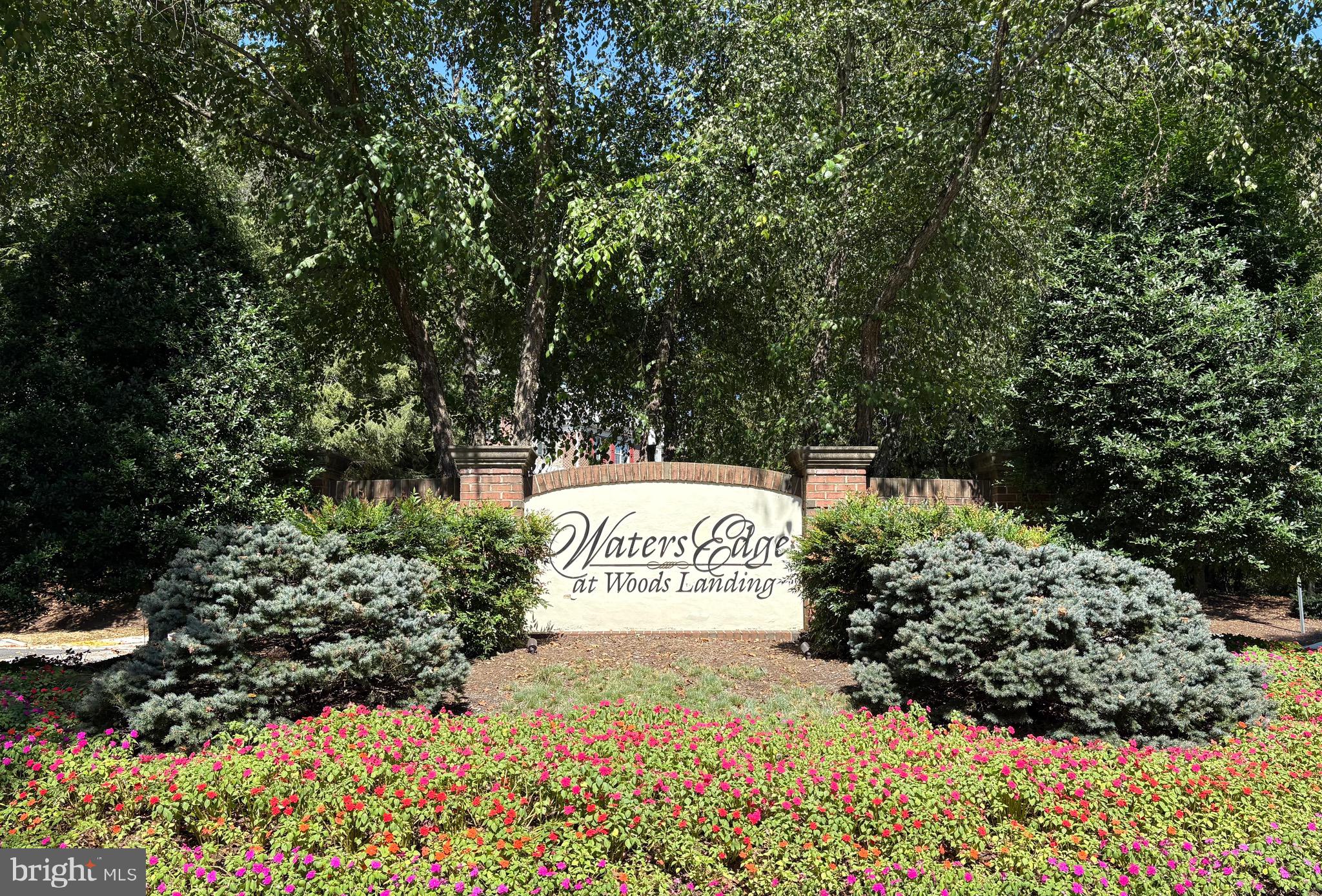 WATERS EDGE - Residential