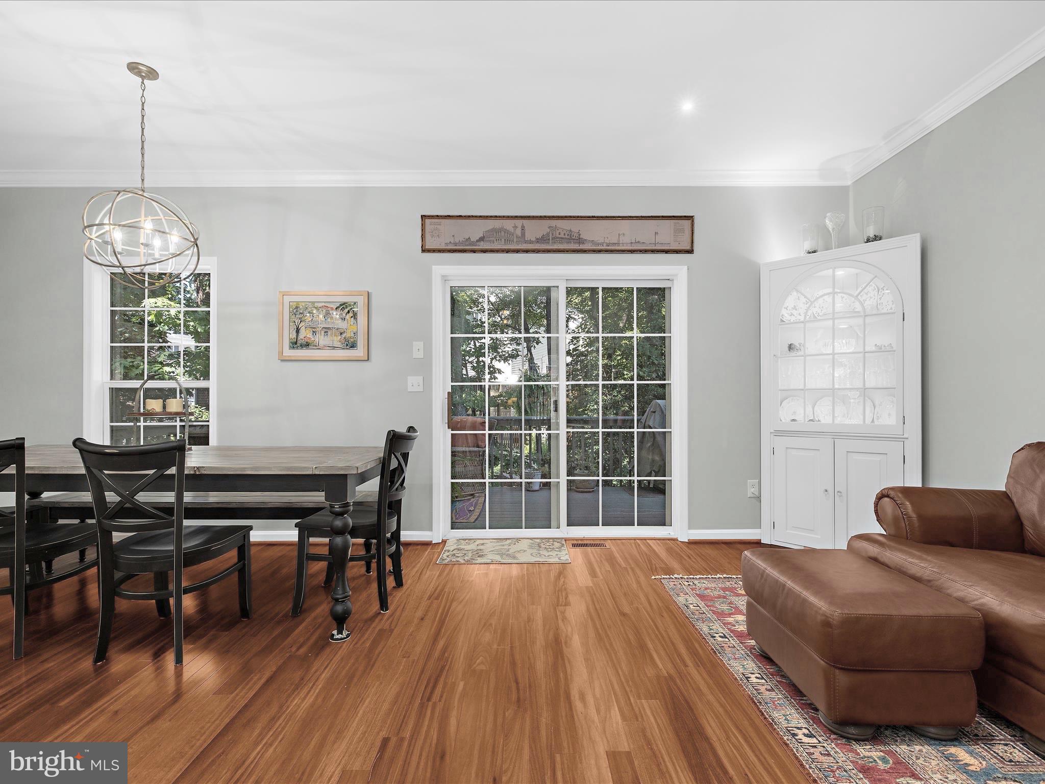 WATERS EDGE - Residential