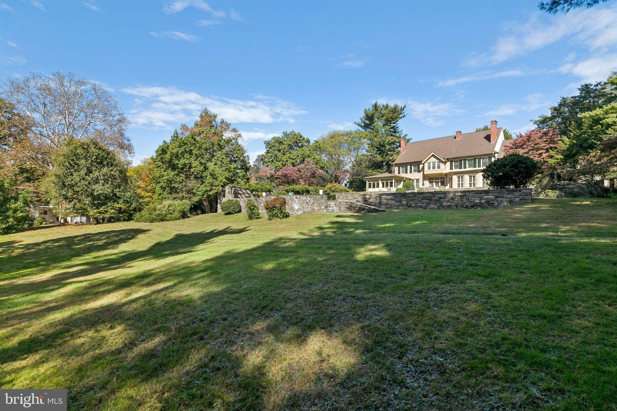 CHESTNUT HILL - Residential