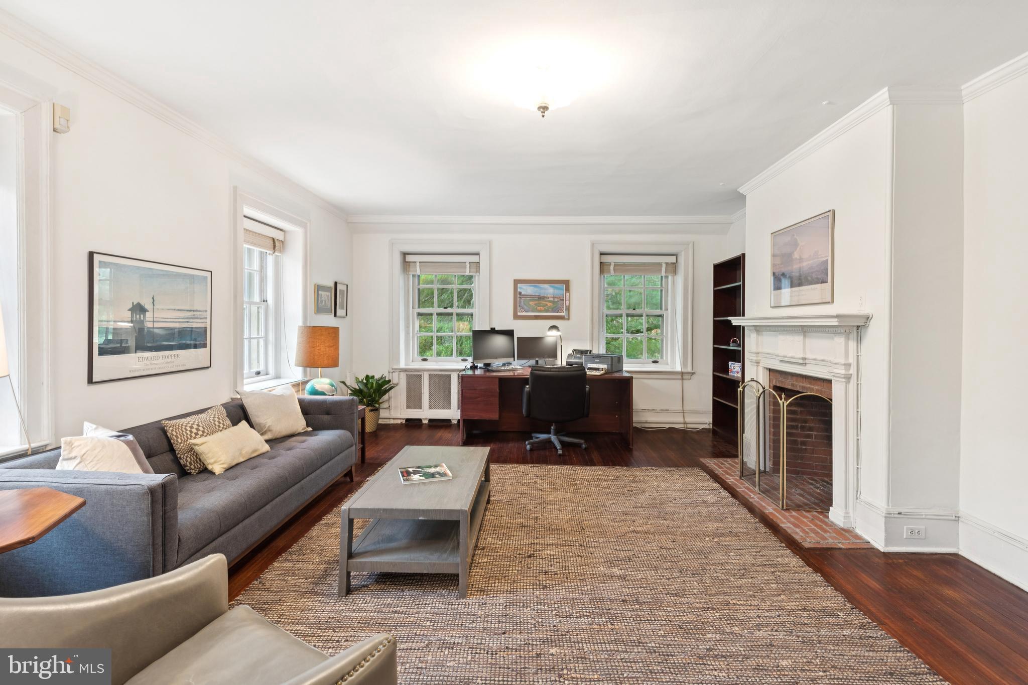 CHESTNUT HILL - Residential