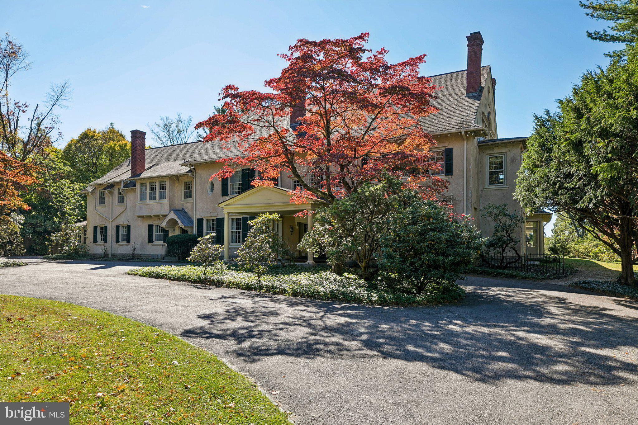 CHESTNUT HILL - Residential
