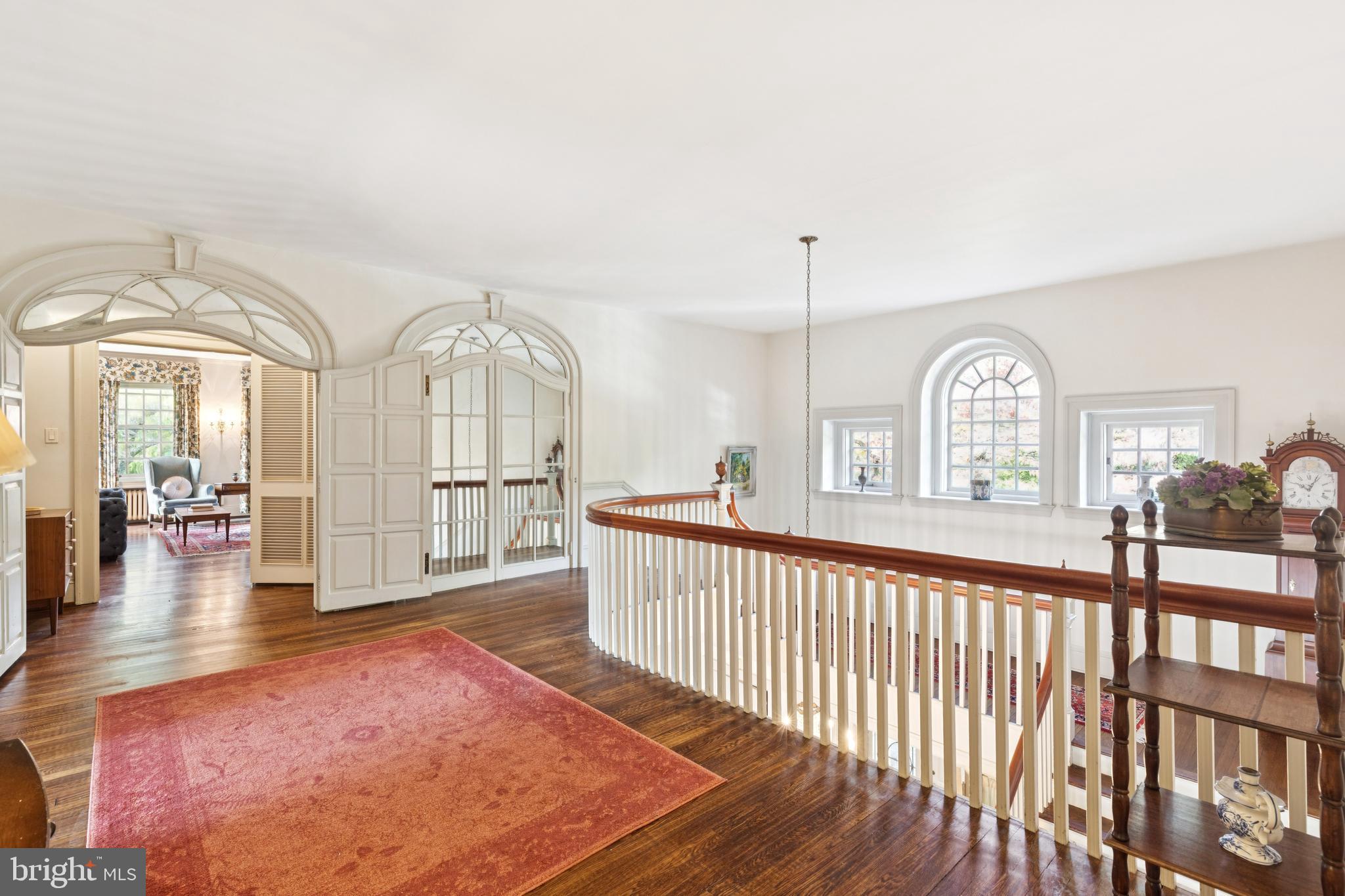 CHESTNUT HILL - Residential