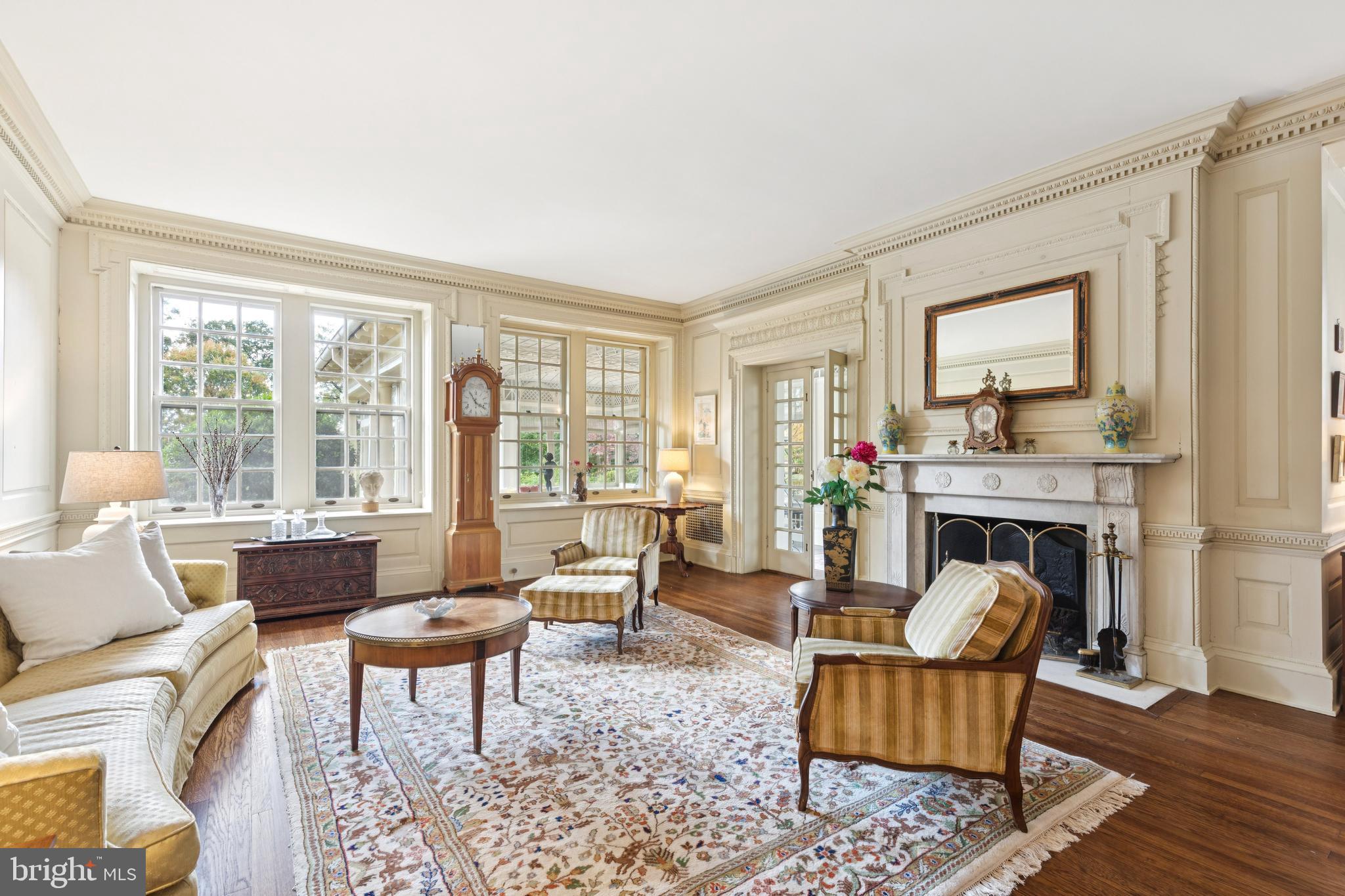 CHESTNUT HILL - Residential