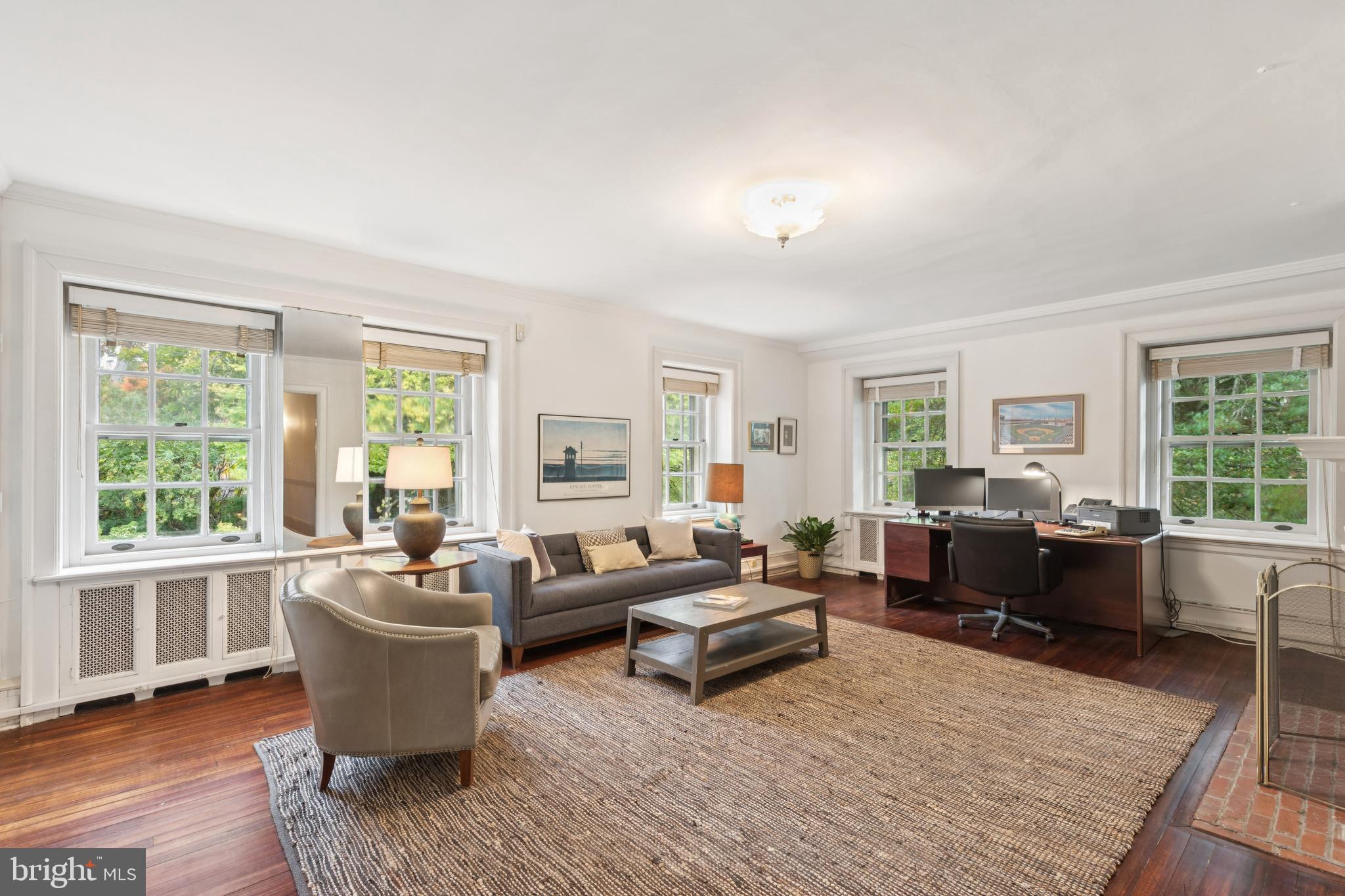 CHESTNUT HILL - Residential