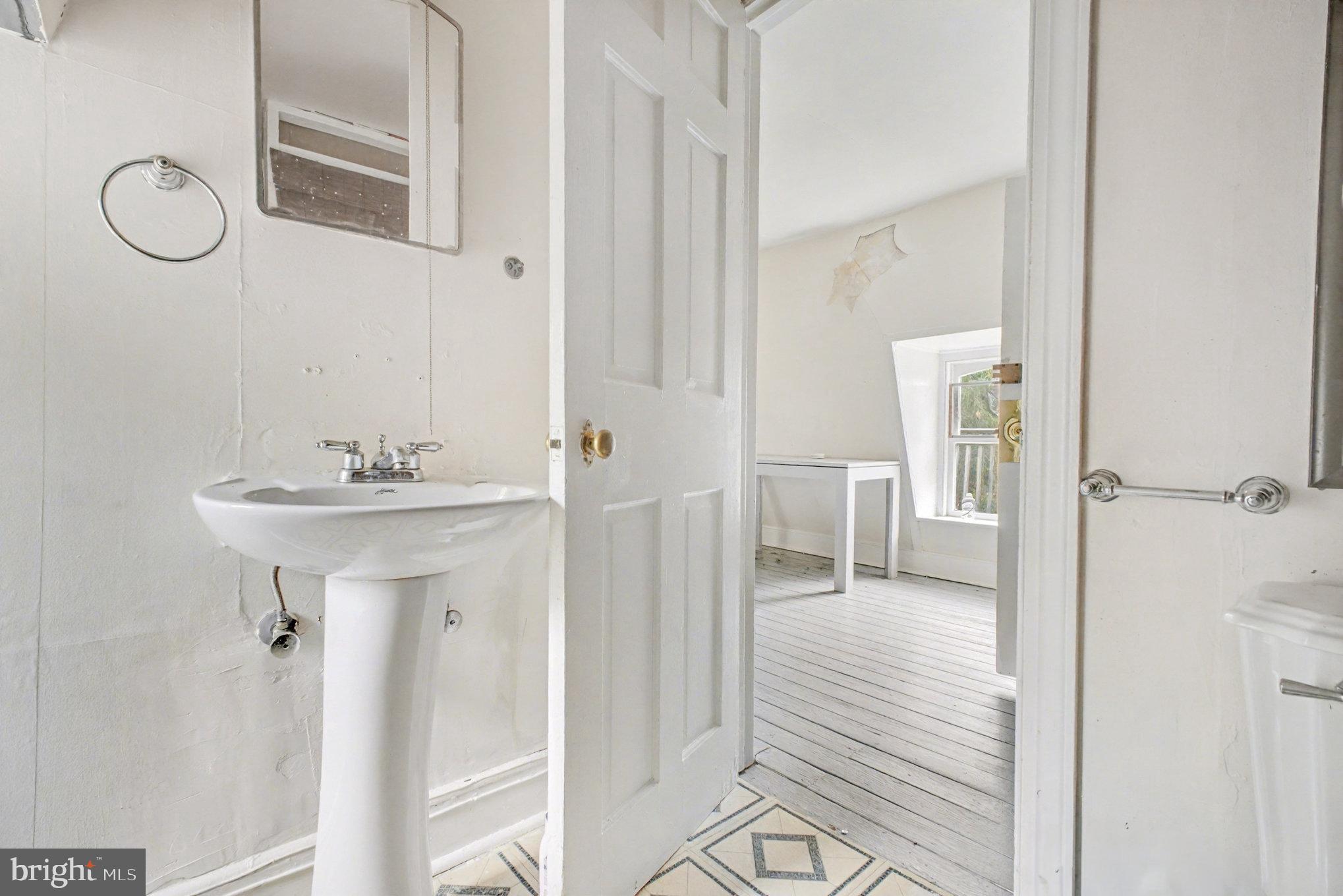 HIGHLAND HOMES - Residential