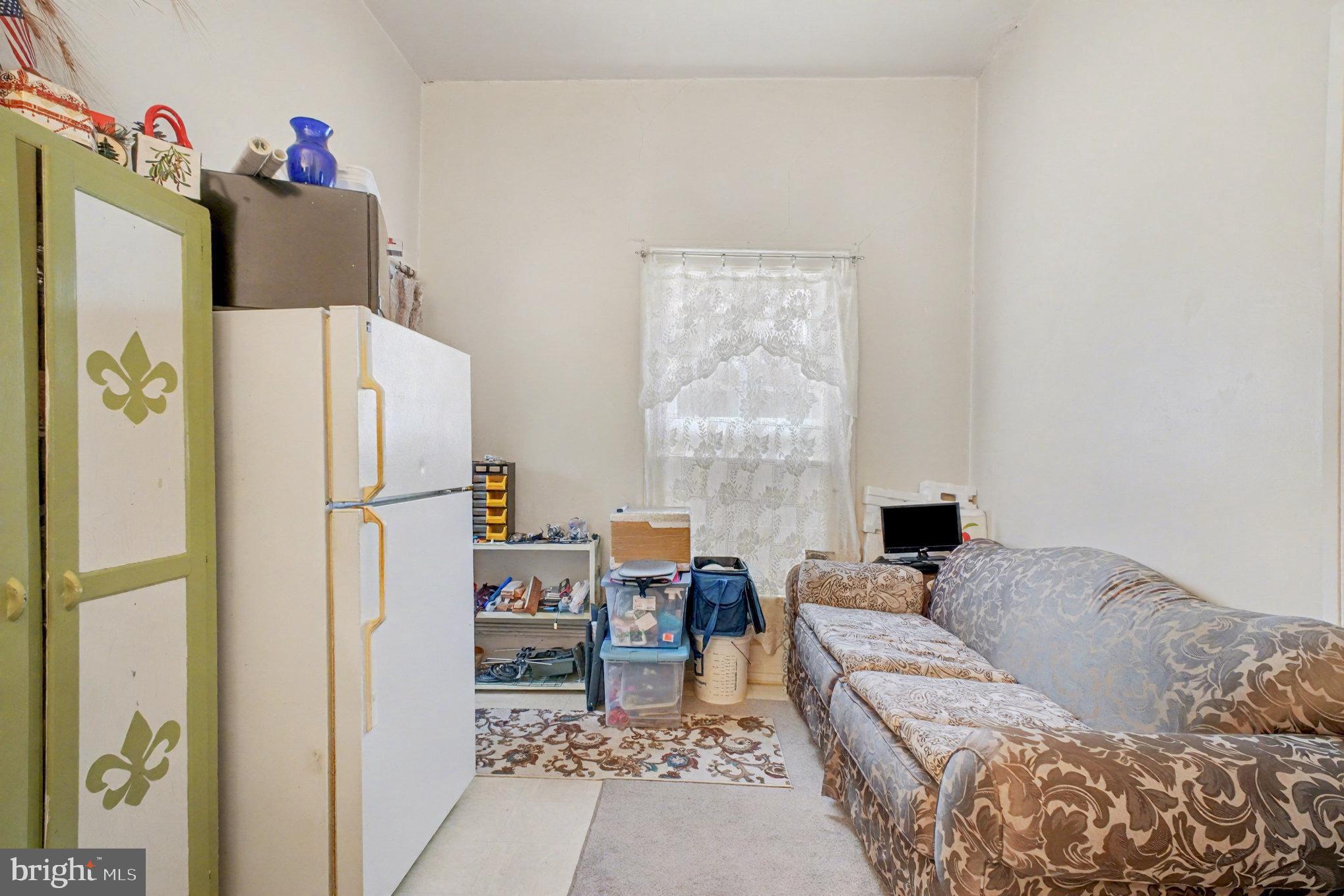 HIGHLAND HOMES - Residential