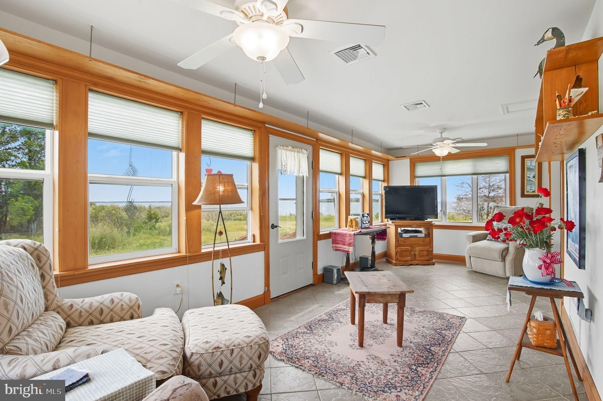 NECK DISTRICT - Residential