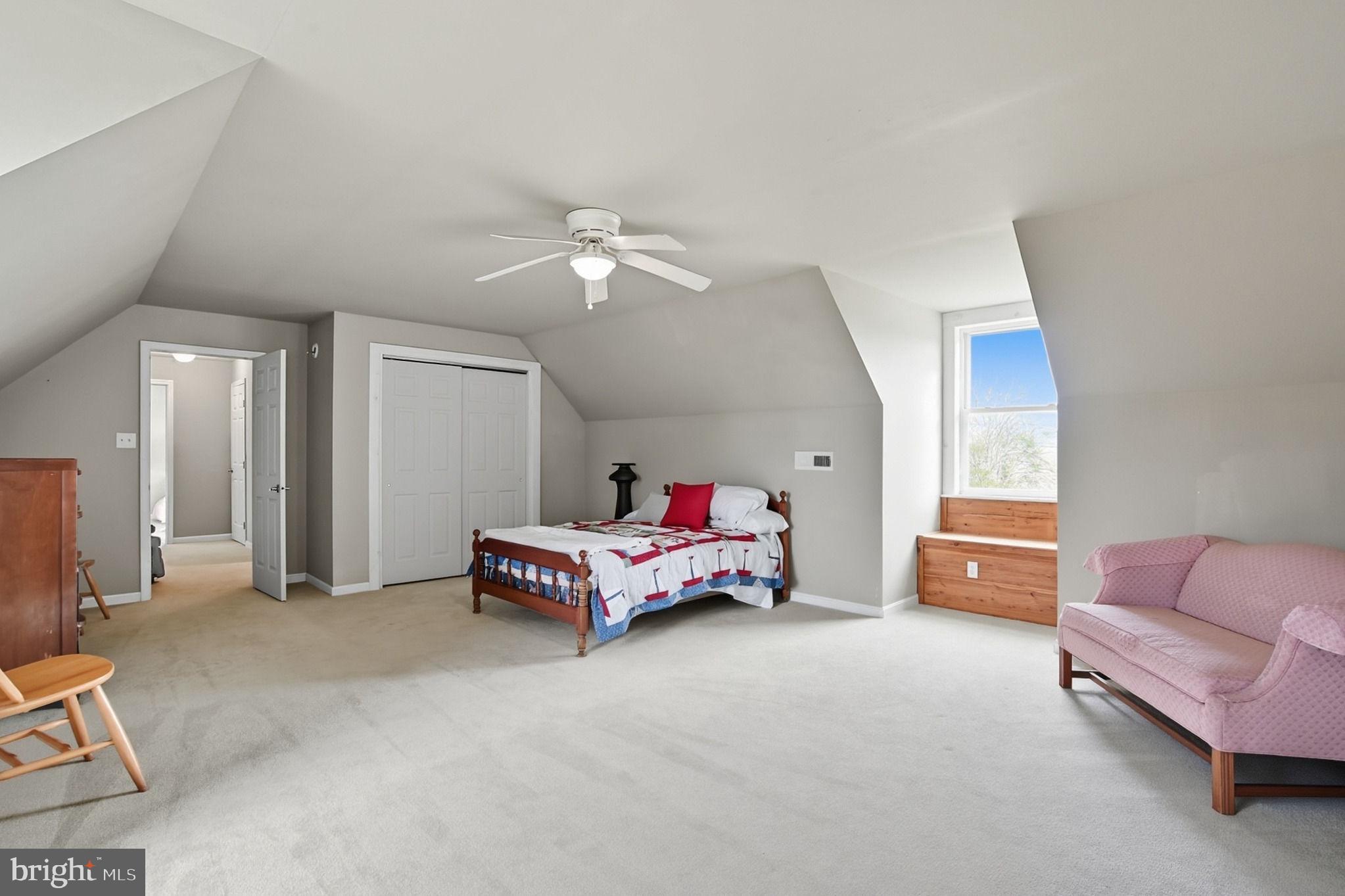 NECK DISTRICT - Residential