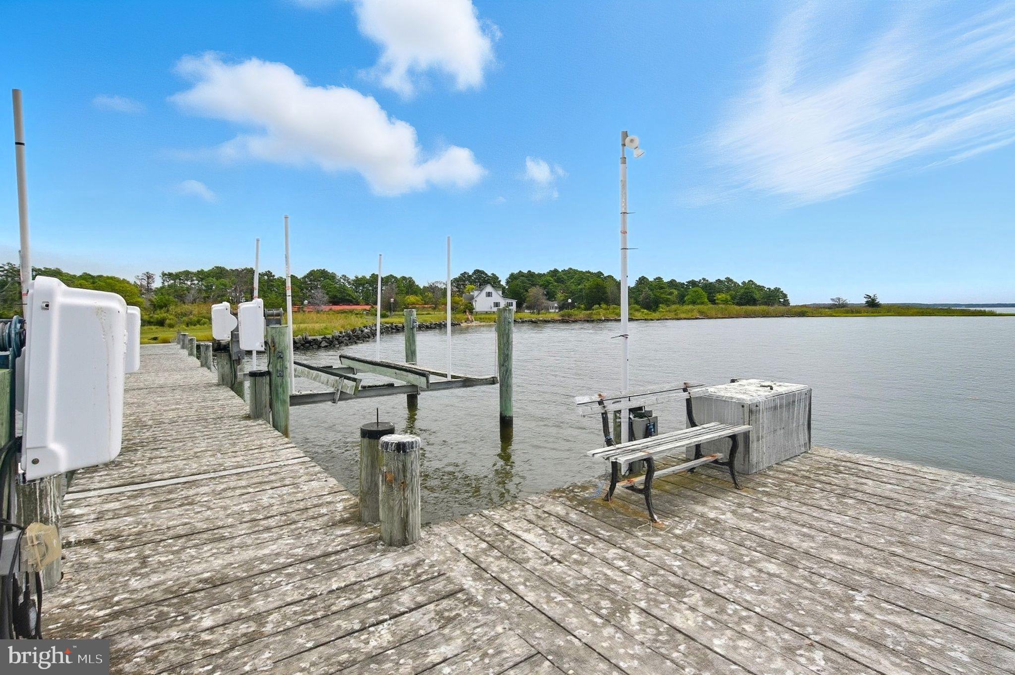 NECK DISTRICT - Residential