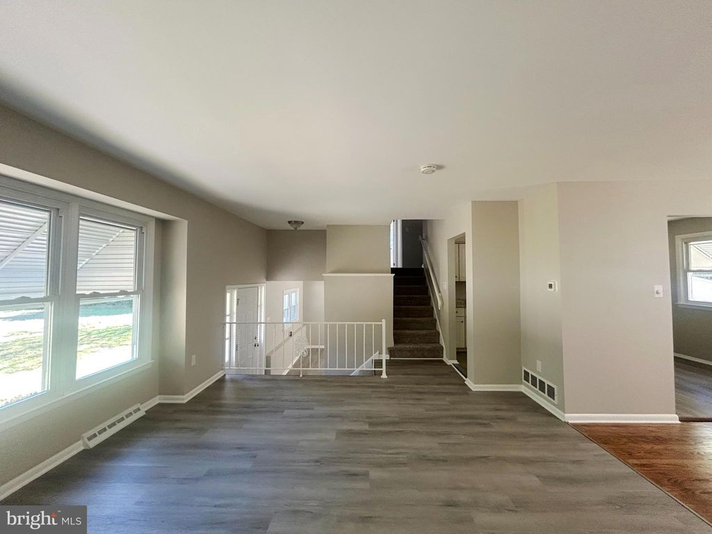 Photo of 741 N Tuckahoe Road, WILLIAMSTOWN, NJ 08094 (MLS # NJGL2065878)