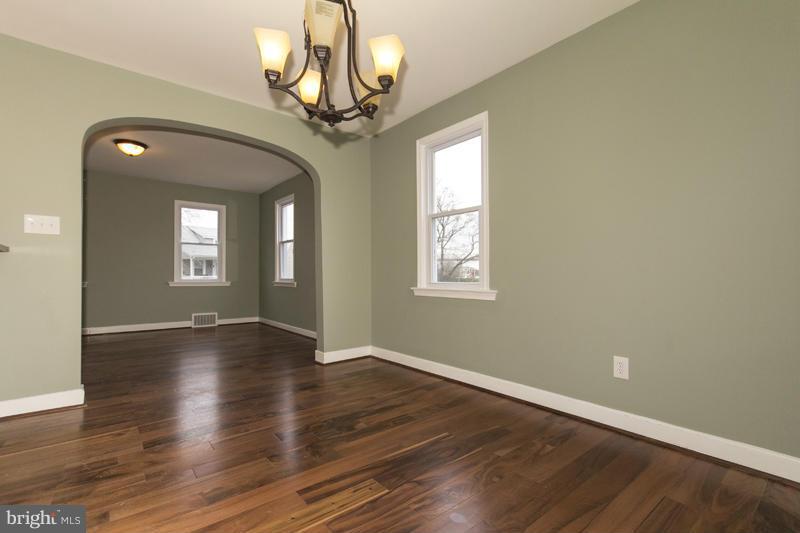 CATONSVILLE PINES - Residential