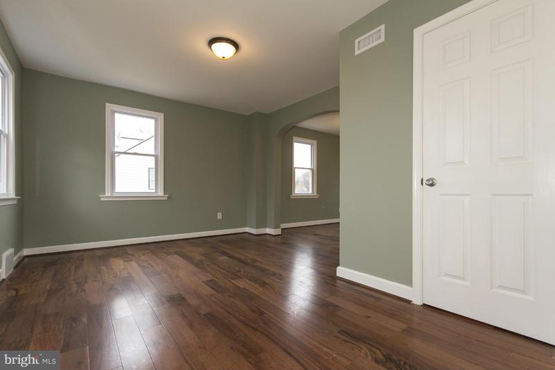 CATONSVILLE PINES - Residential