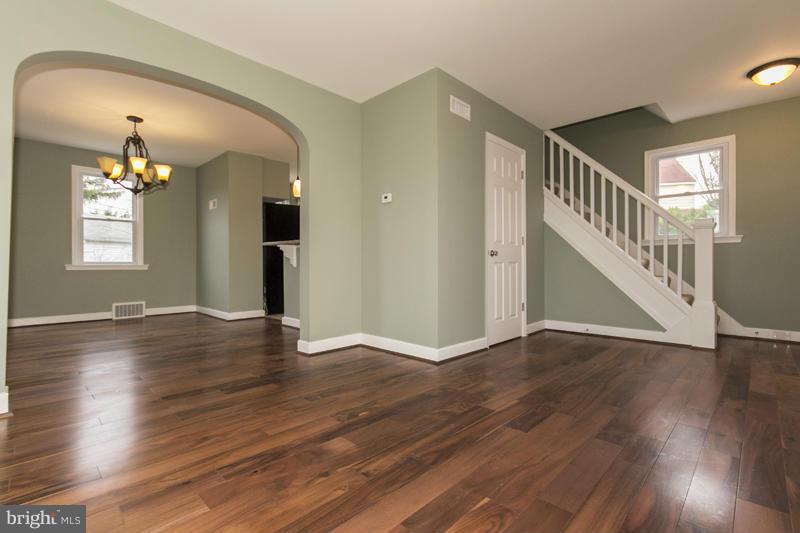 CATONSVILLE PINES - Residential