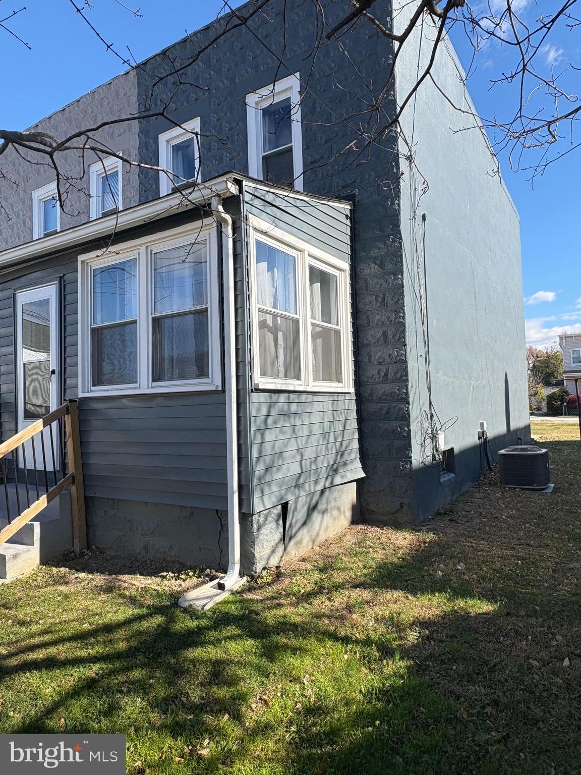 EDGEMERE - Residential Lease