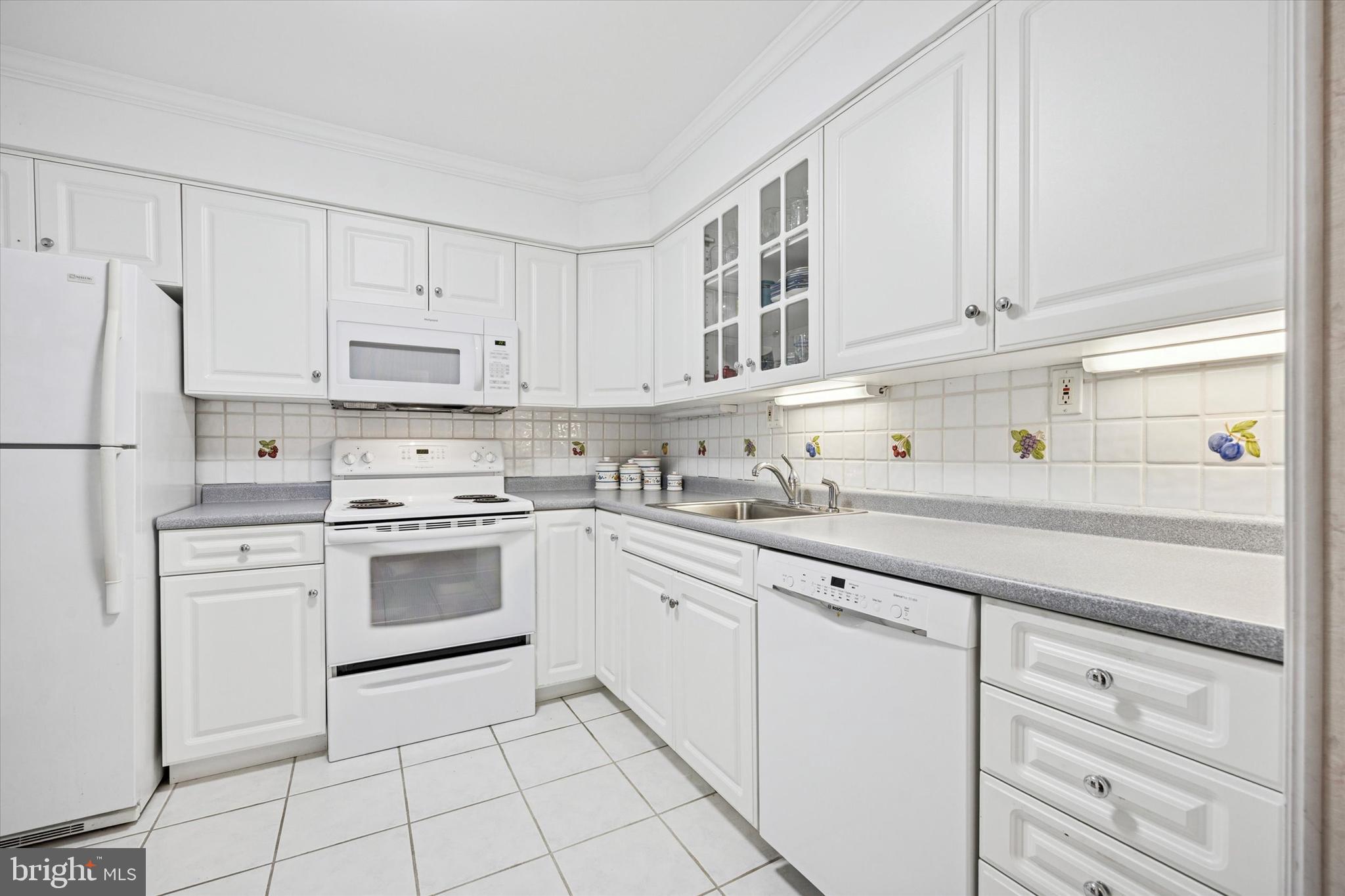 HILL HOUSE - Residential