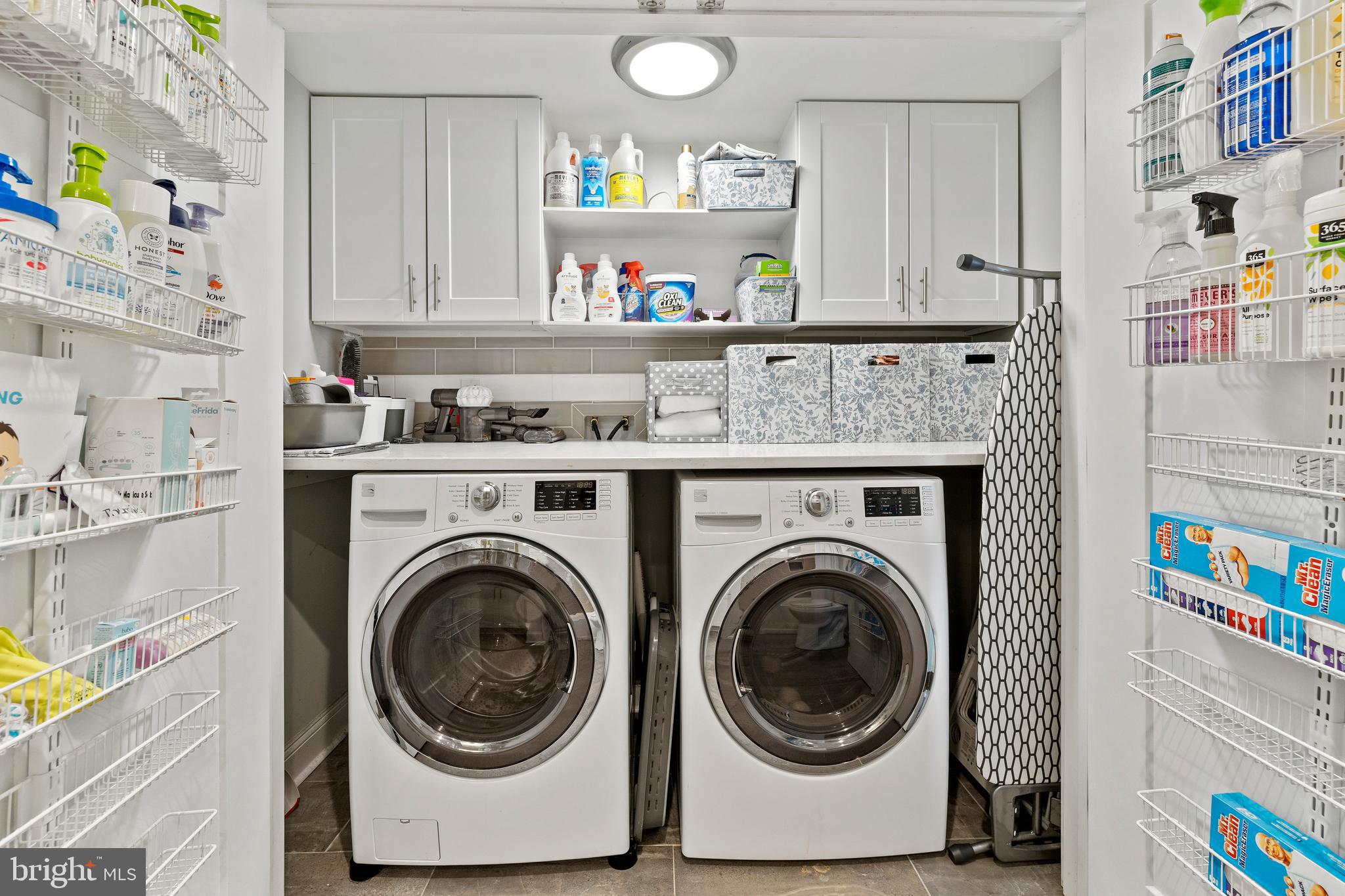 ROLAND PARK - Residential