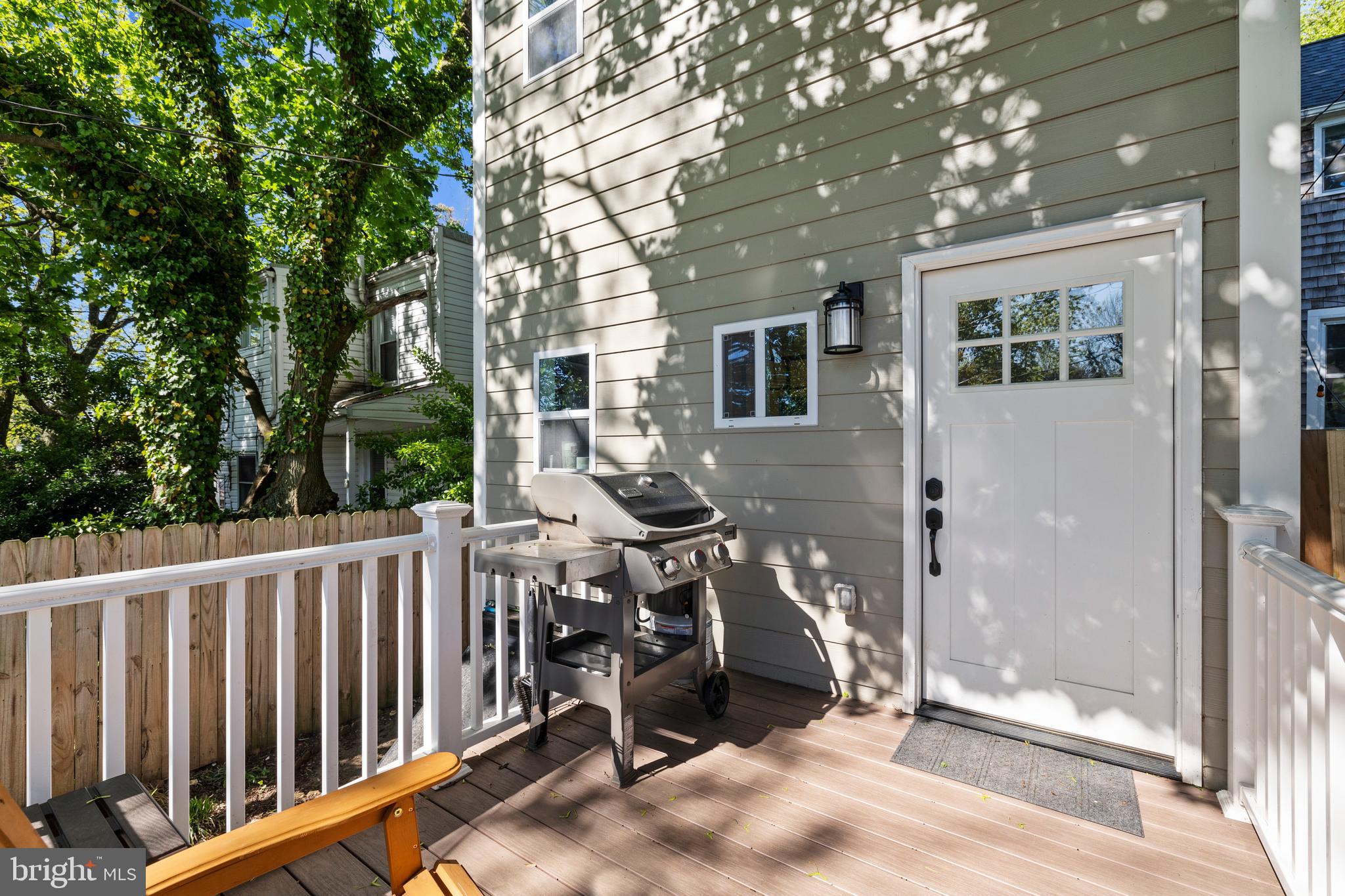 ROLAND PARK - Residential