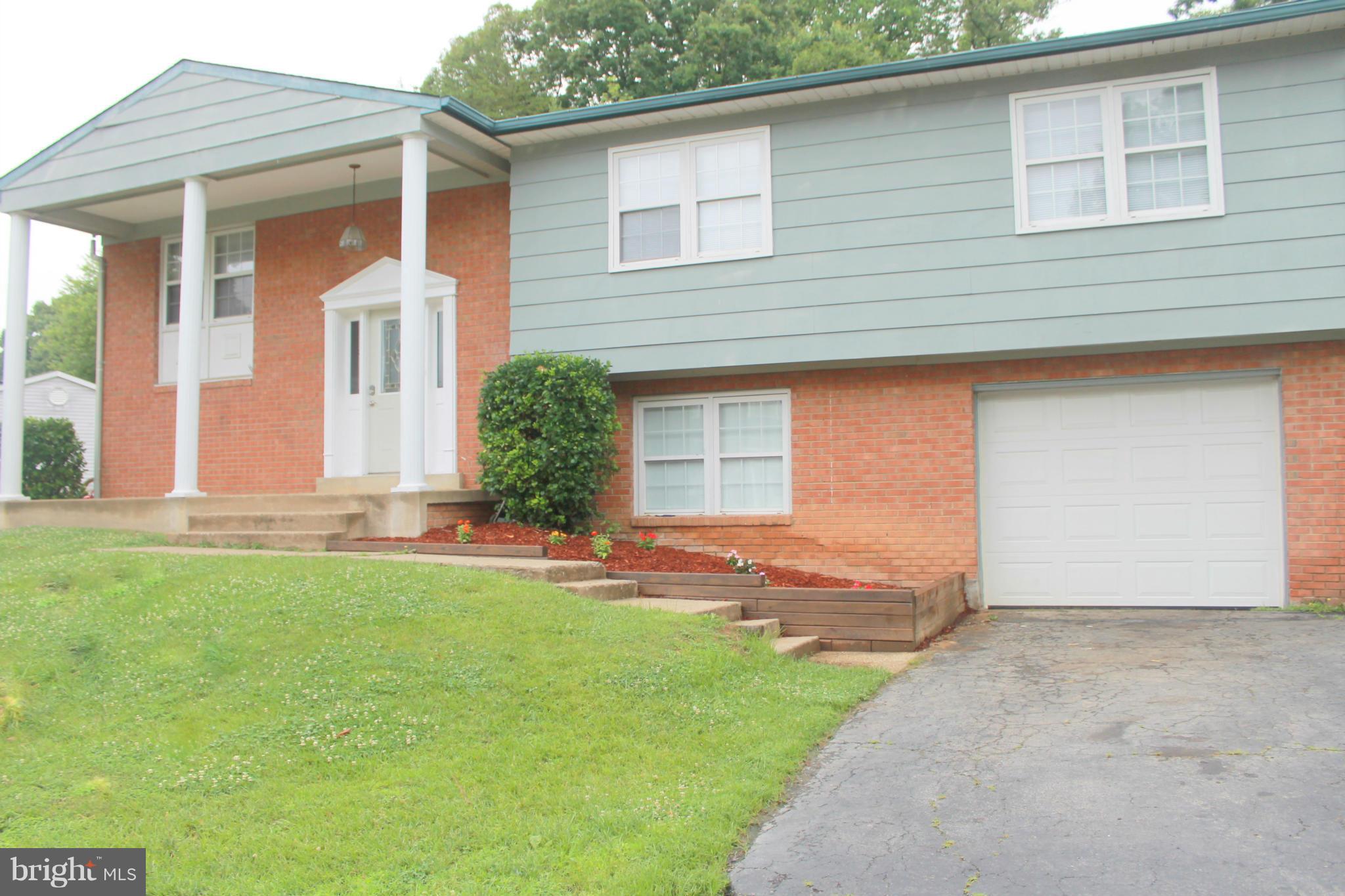 DALE CITY - Residential