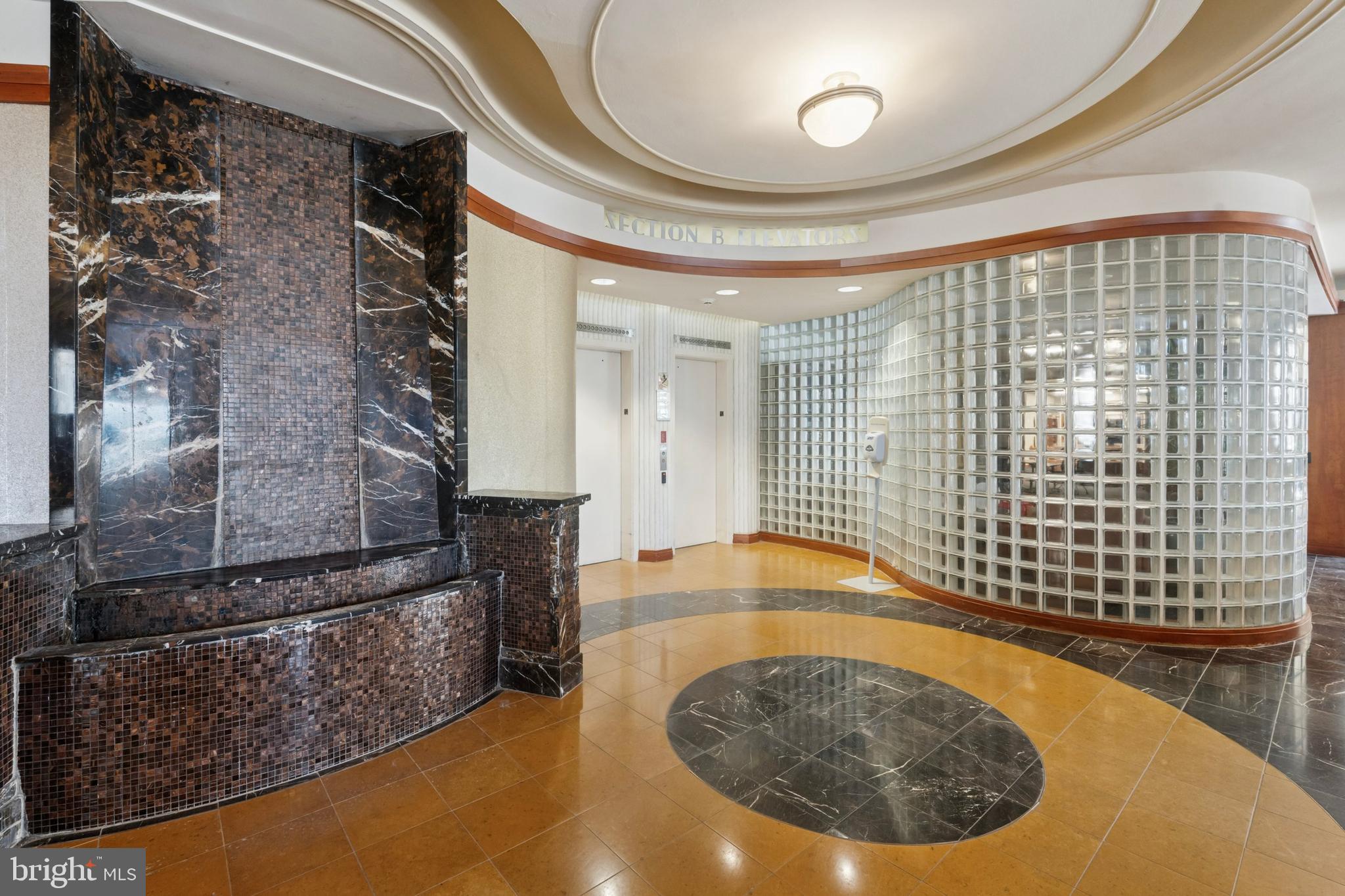 ART MUSEUM AREA - Residential