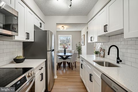 2714 EAGLE ROAD 2714 WEST CHESTER PA 19382