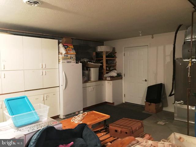 SHERWOOD ACRES - Residential