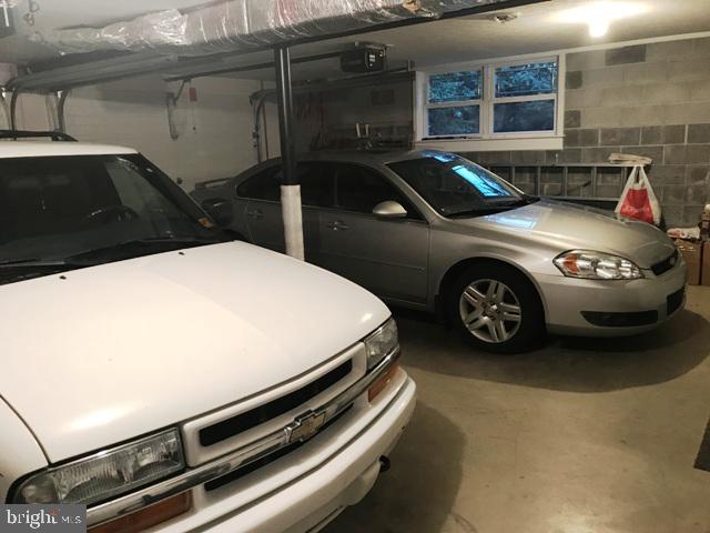 SHERWOOD ACRES - Residential