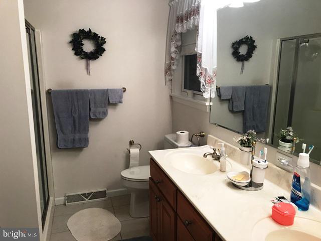 SHERWOOD ACRES - Residential