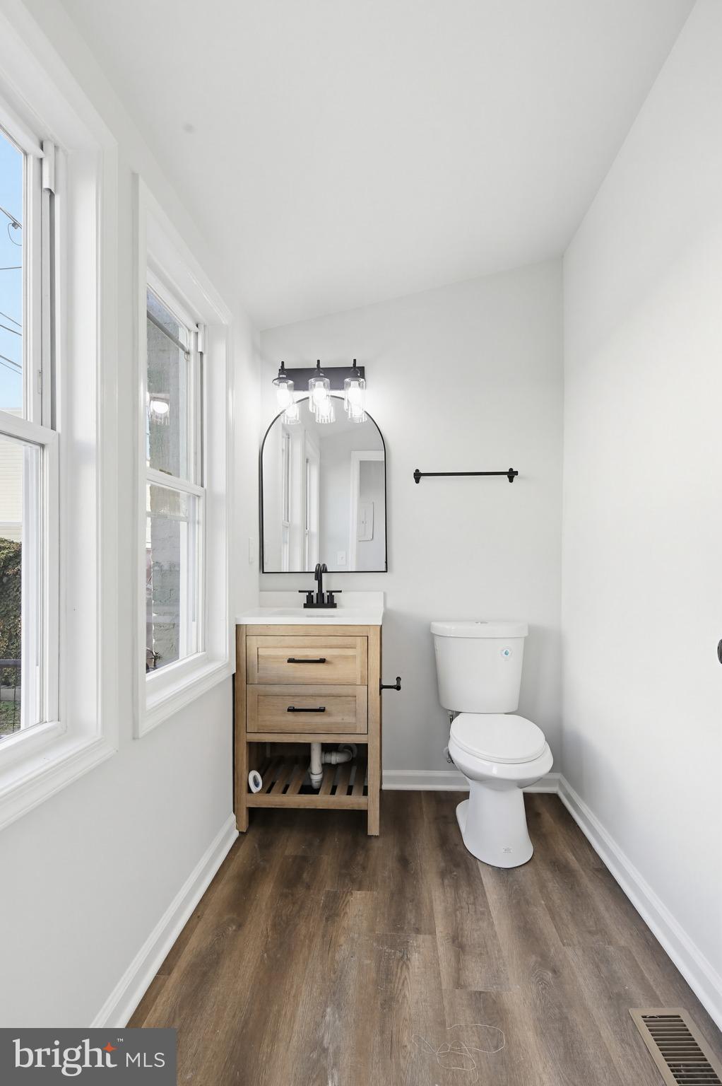 WASHINGTON VILLAGE - Residential