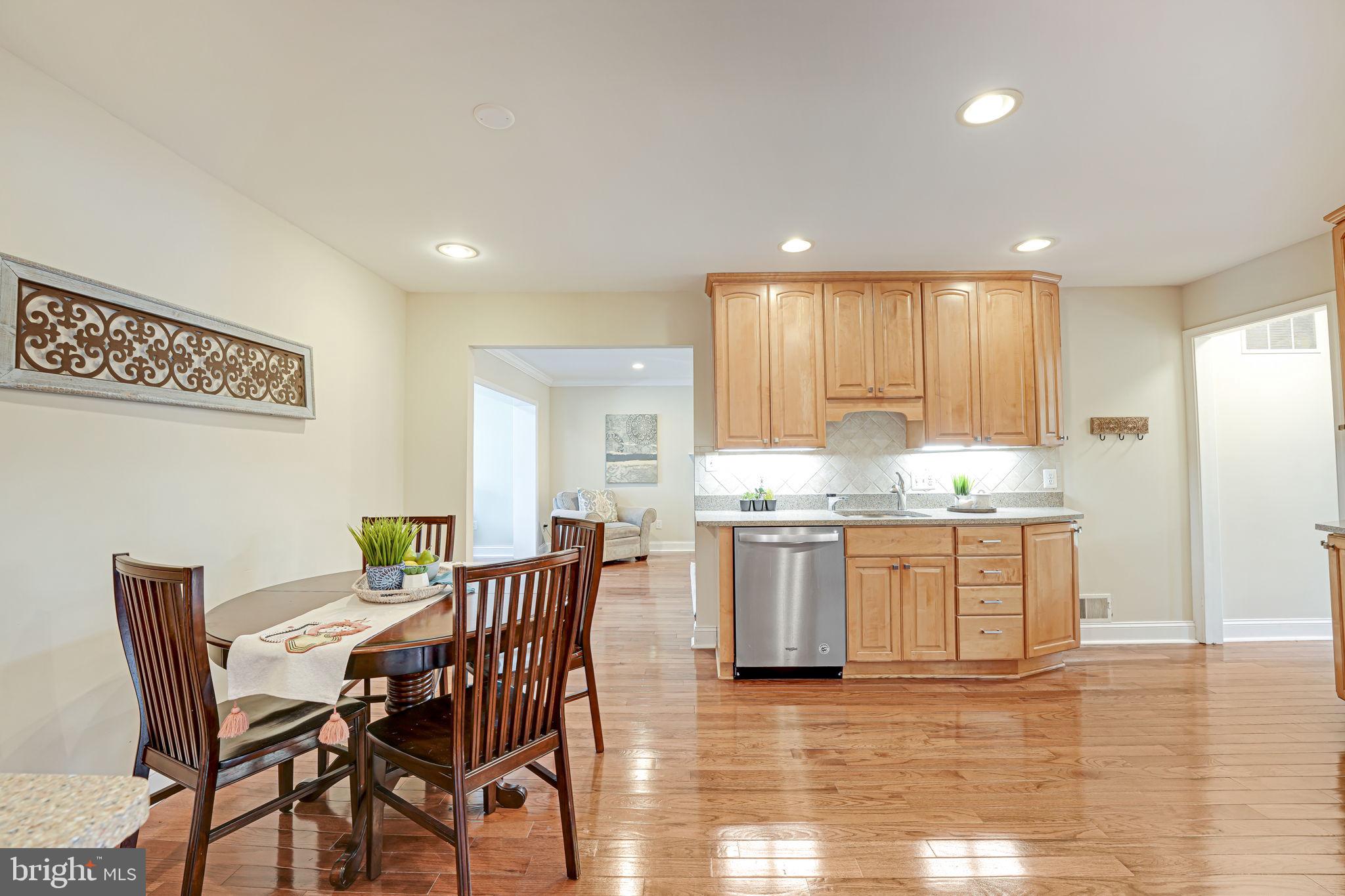 MONTOUR HEIGHTS - Residential