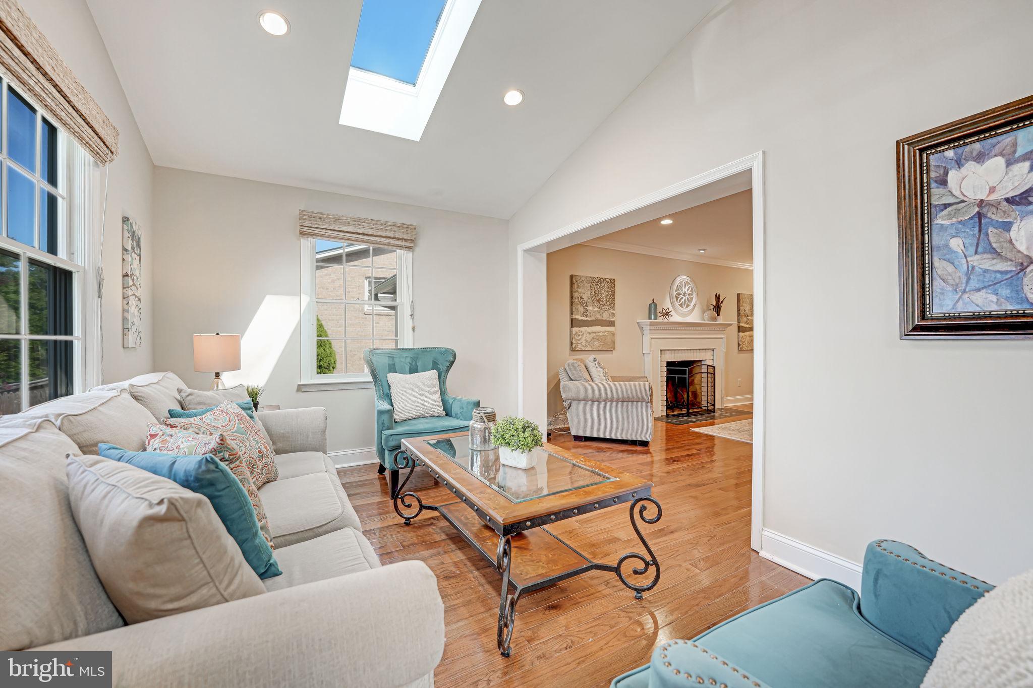 MONTOUR HEIGHTS - Residential