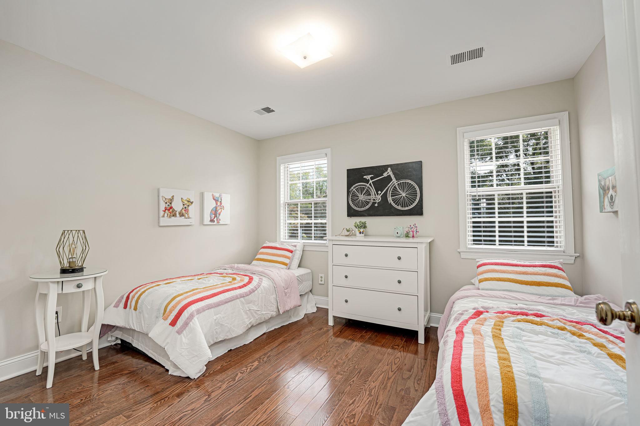 MONTOUR HEIGHTS - Residential