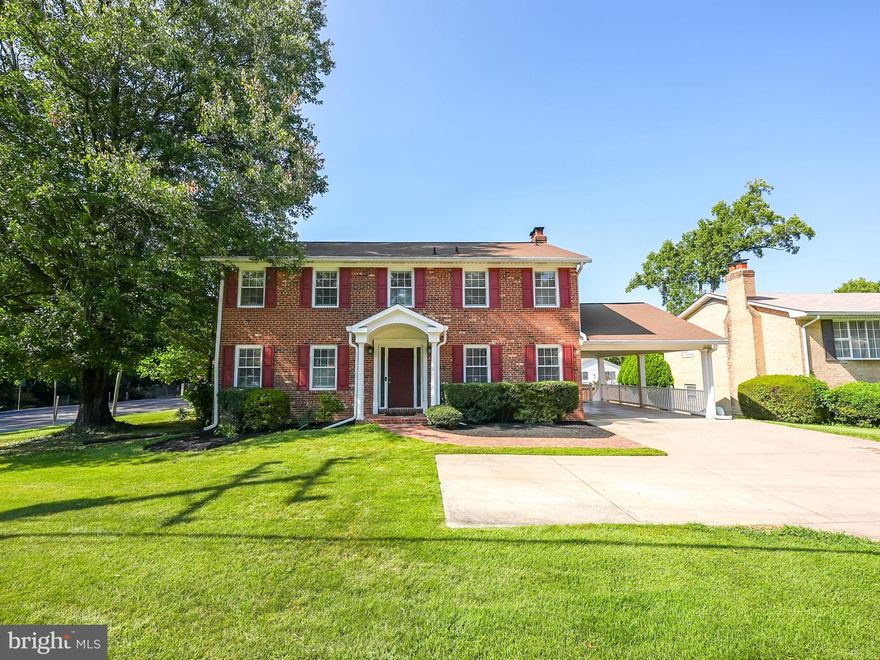 Rarely available single family home in Montour Heights in Falls Church that feeds into Mclean HS. This 3 level property sits on a corner lot, it features 5 bedrooms and 3.5 baths. On the main level you'll find a formal living room and dining room as you enter the home to your left, and to your right, you'll find the family room leading to a gorgeous sunroom with tons of light shining through the skylights. The kitchen is huge and has granite counter, SS appliances and eat in area big enough for a table of 6. Upstairs you will find 5 spacious bedrooms including a primary suite and a hallway full bath.
The lower level is a walk up and features a large rec room and a full bath with a huge area perfect for a workshop or just lots of storage, The recent updates include brand new beaming hardwood floors throughout the main and upper levels, fresh paint throughout,  new light fixtures and vanities in the powder room and LL bath. Newer kitchen appliances and all of the blinds have been replaced in the entire house.
This is a commuters' dream with West Falls Church metro station located half a mile away. There is a path that leads you from the house, as well as to Haycock elementary, located .3 mile away. NO HOA and move in ready! Call today to schedule a tour!