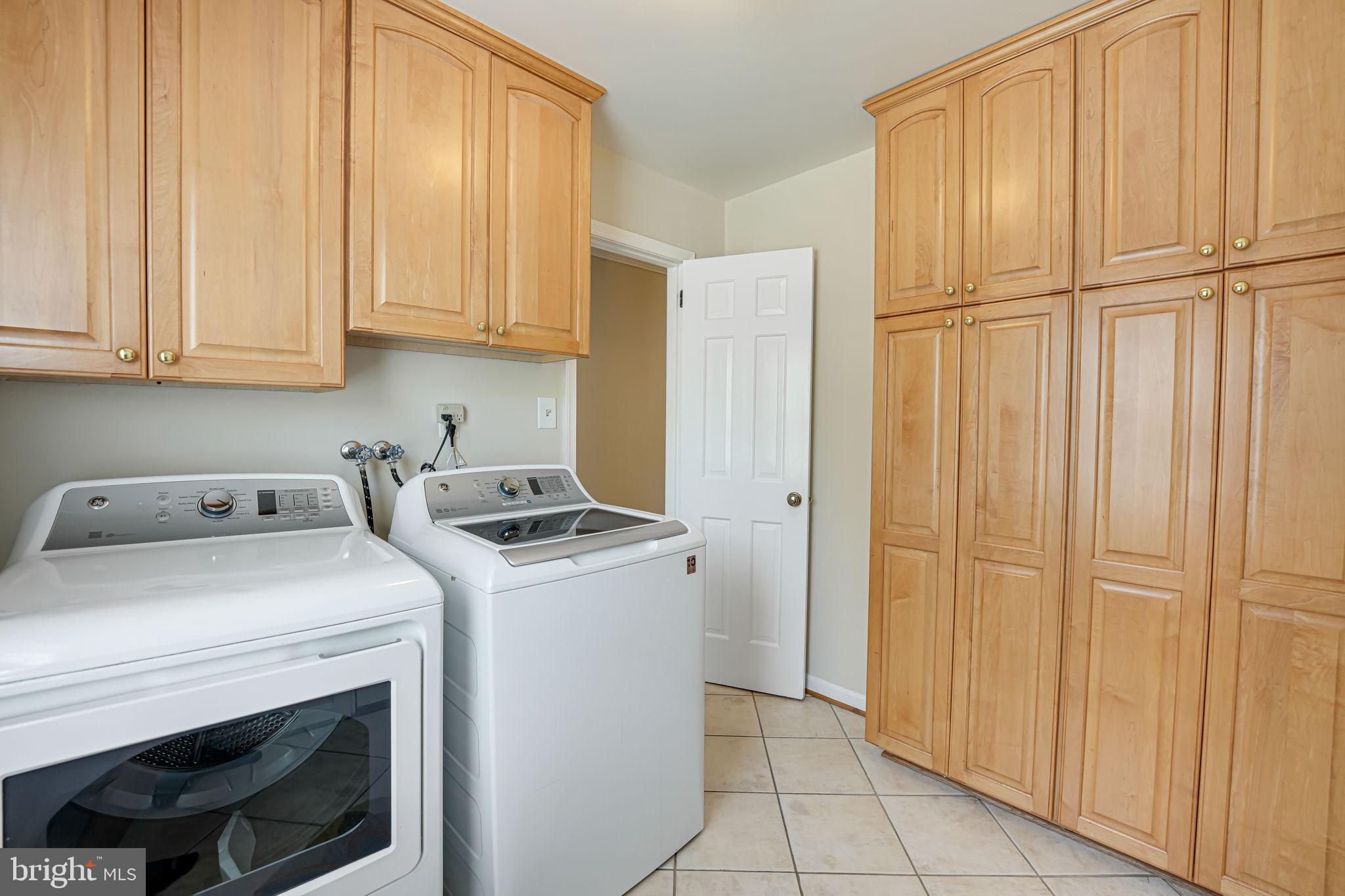 MONTOUR HEIGHTS - Residential